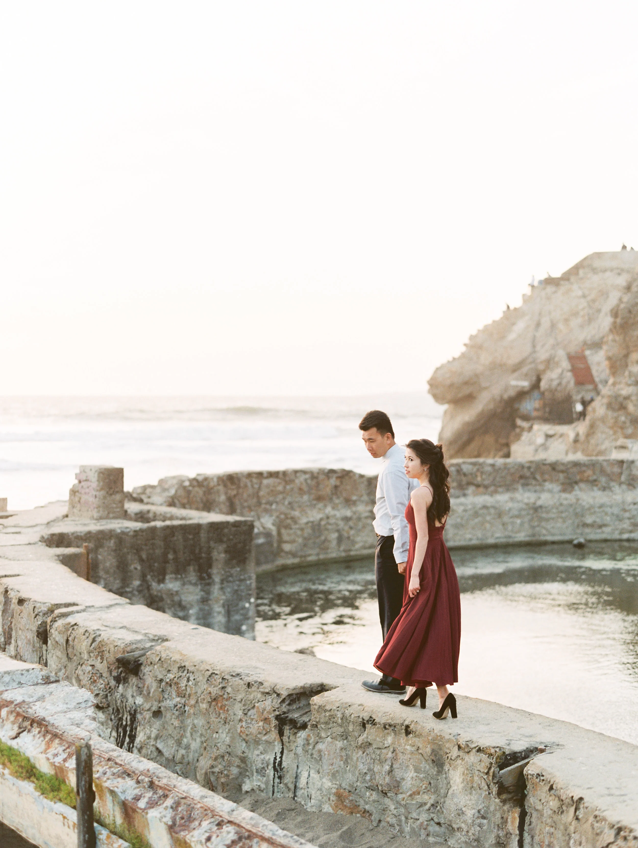 sutro-baths-san-francisco-engagement-39.jpg