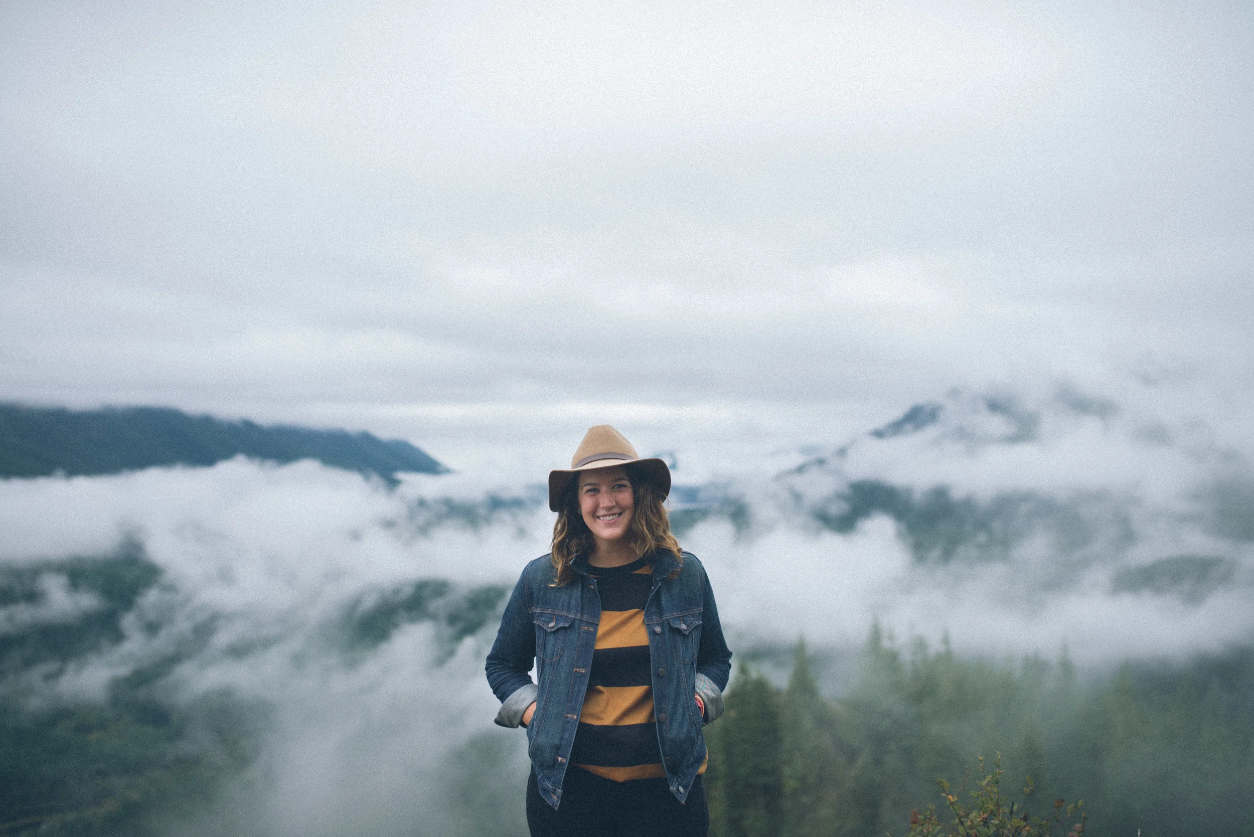 RattlesnakeLedge-2-13.jpg