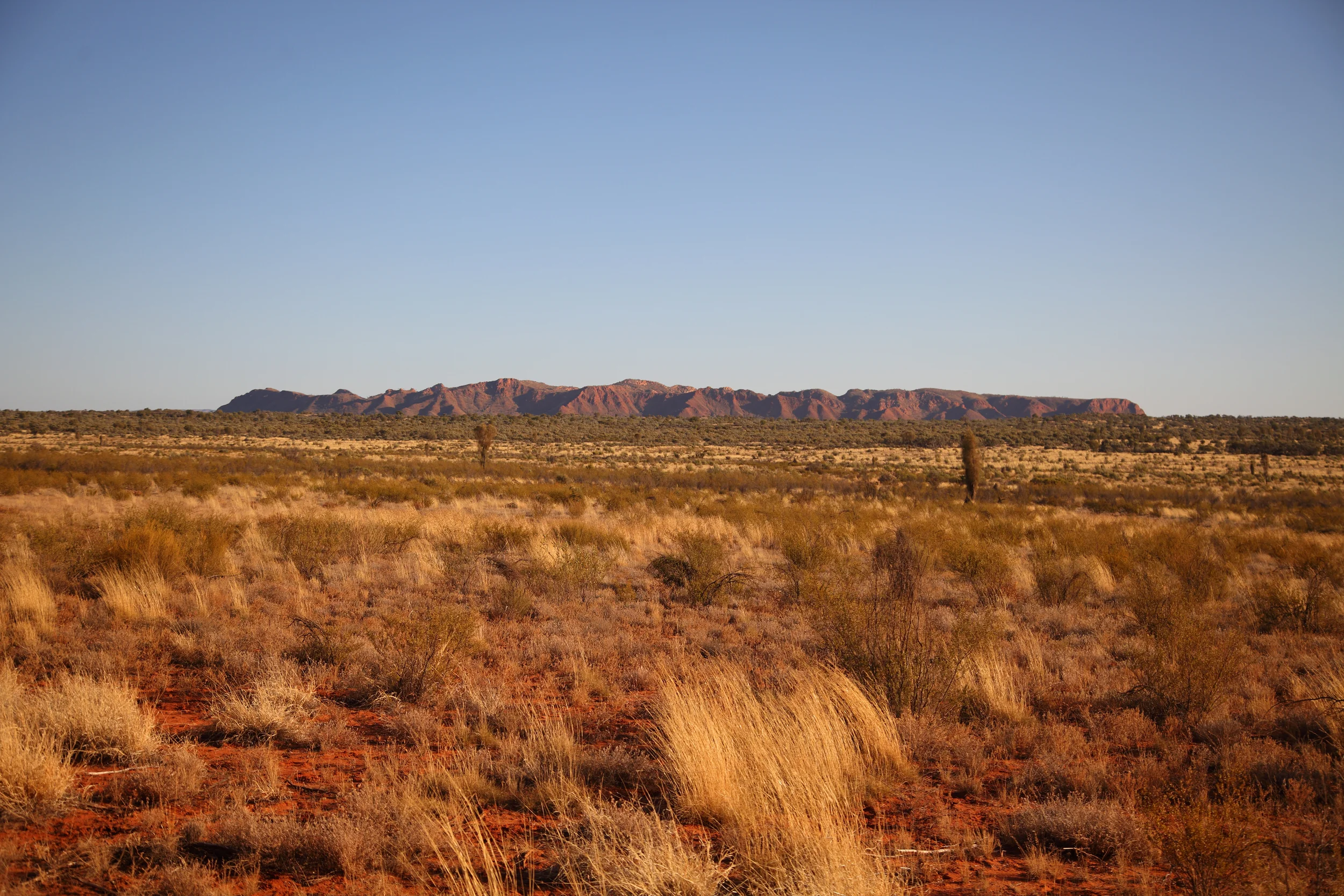 Tnorala - the 142.5 million years old comet impact crater west of Alice Springs, Northern Territory