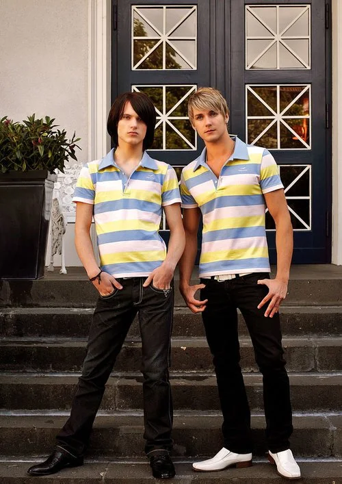 DOPAMIN berlin pink/yellow/baby-blue striped polo shirt, rosa/gelb/babyblau-gestreiftes Polohemd, Models: Rob & James
Normal
0
21
false
false
false
DE
X-NONE
X-NONE
/* Style Definitions */
table.MsoNormalTable
{mso-style-name:"Normale Tabelle";
mso-tstyle-rowband-size:0;
mso-tstyle-colband-size:0;
mso-style-noshow:yes;
mso-style-priority:99;
mso-style-parent:"";
mso-padding-alt:0cm 5.4pt 0cm 5.4pt;
mso-para-margin-top:0cm;
mso-para-margin-right:0cm;
mso-para-margin-bottom:8.0pt;
mso-para-margin-left:0cm;
line-height:107%;
mso-pagination:widow-orphan;
font-size:11.0pt;
font-family:"Calibri",sans-serif;
mso-ascii-font-family:Calibri;
mso-ascii-theme-font:minor-latin;
mso-hansi-font-family:Calibri;
mso-hansi-theme-font:minor-latin;
mso-bidi-font-family:"Times New Roman";
mso-bidi-theme-font:minor-bidi;
mso-fareast-language:EN-US;}
Normal
0
21
false
false
false
DE
X-NONE
X-NONE
/* Style Definitions */
table.MsoNormalTable
{mso-style-name:"Normale Tabelle";
mso-tstyle-rowband-size:0;
mso-tstyle-colband-size:0;
mso-style-noshow:yes;
mso-style-priority:99;
mso-style-parent:"";
mso-padding-alt:0cm 5.4pt 0cm 5.4pt;
mso-para-margin-top:0cm;
mso-para-margin-right:0cm;
mso-para-margin-bottom:8.0pt;
mso-para-margin-left:0cm;
line-height:107%;
mso-pagination:widow-orphan;
font-size:11.0pt;
font-family:"Calibri",sans-serif;
mso-ascii-font-family:Calibri;
mso-ascii-theme-font:minor-latin;
mso-hansi-font-family:Calibri;
mso-hansi-theme-font:minor-latin;
mso-bidi-font-family:"Times New Roman";
mso-bidi-theme-font:minor-bidi;
mso-fareast-language:EN-US;}