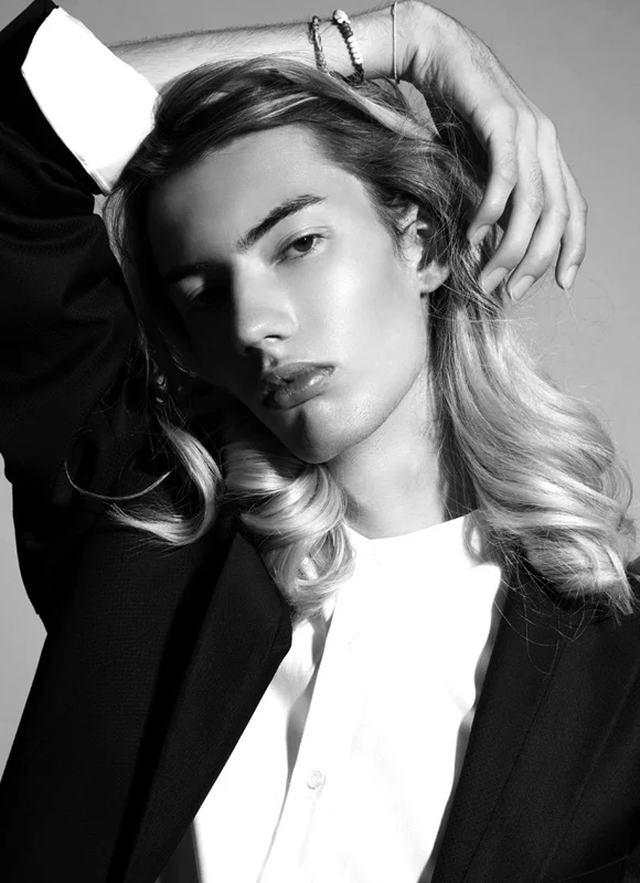 Tom @ Dopamin Düsseldorf for Carbon Copy Magazine London, Fotografin: Carina Jahn Wiesbaden