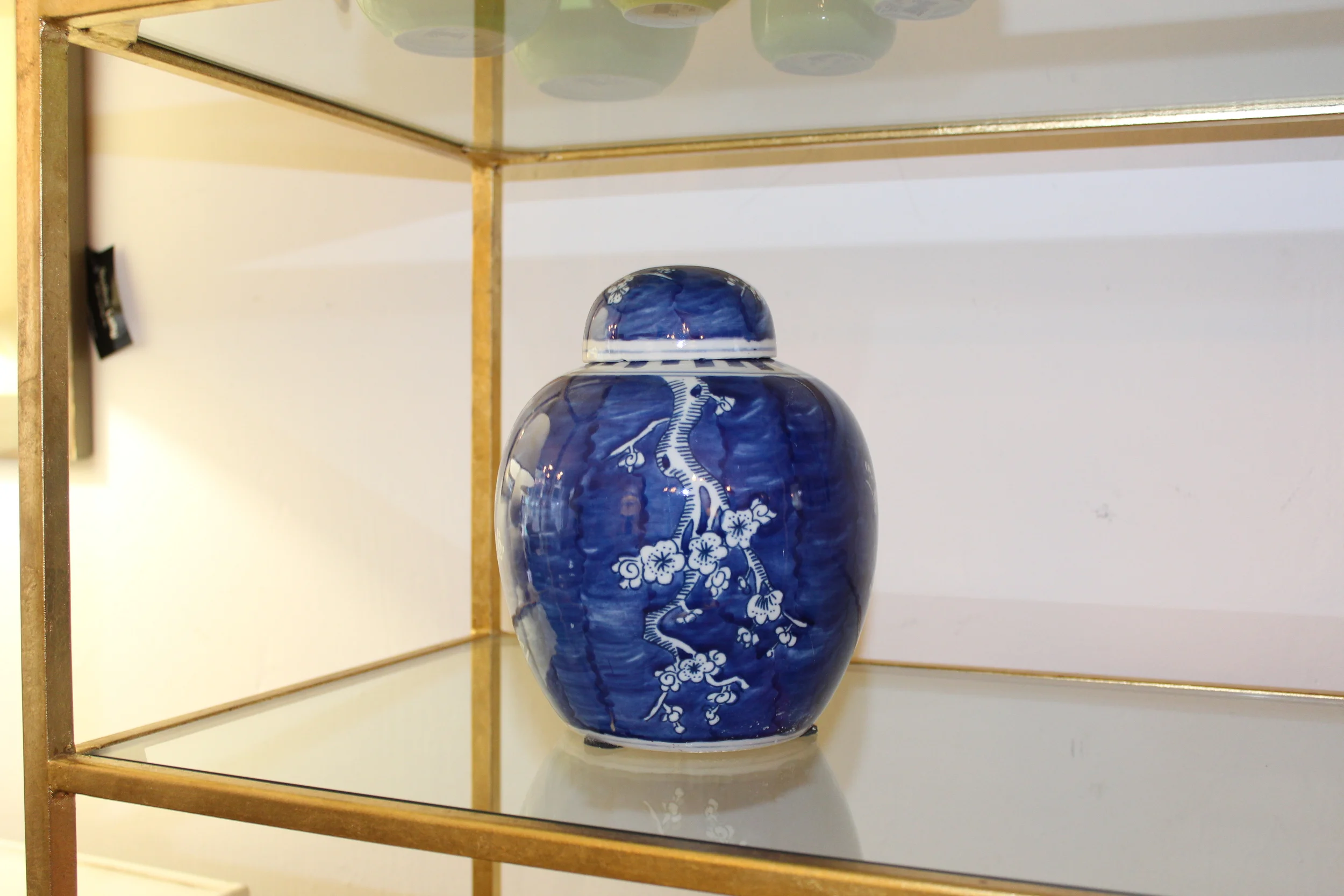 SMALL PLUM JAR WITH LID
