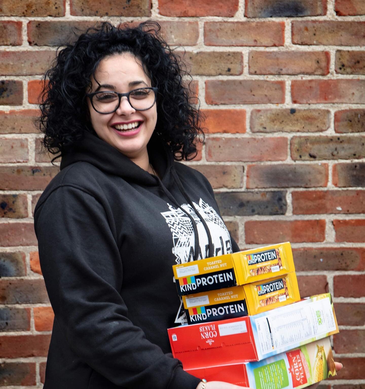 So Amira first came to help deliver our cooked food on Saturdays last year... and ended up starting her own homeless outreach (Hot Munch) on Sundays, waking up at 5am to start cooking lunch and then delivering 100 meals across Hackney. Now on Saturda