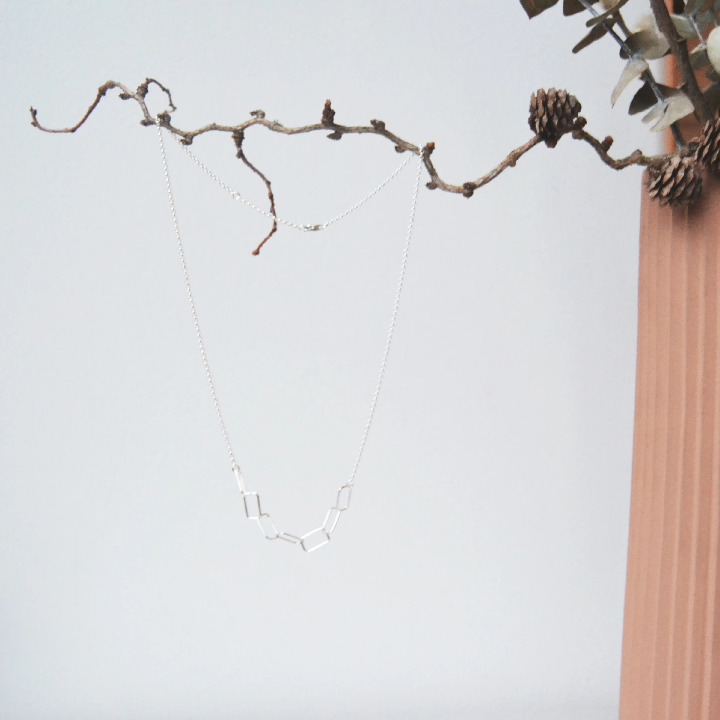 Rectangular Linked Necklace_3.jpg