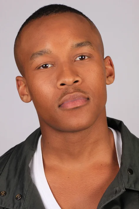 headshot photographer available in leeds west yorkshire and Edin