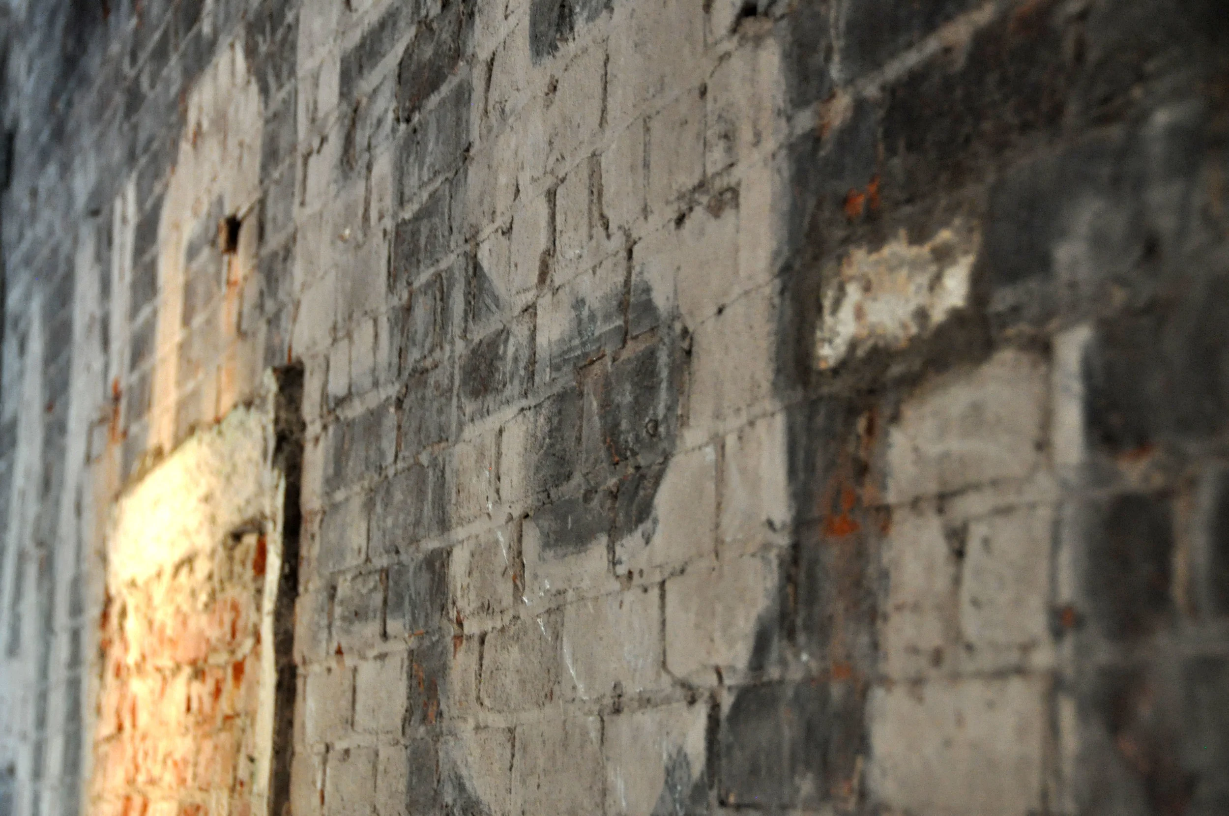 research_banner_bricks.jpg