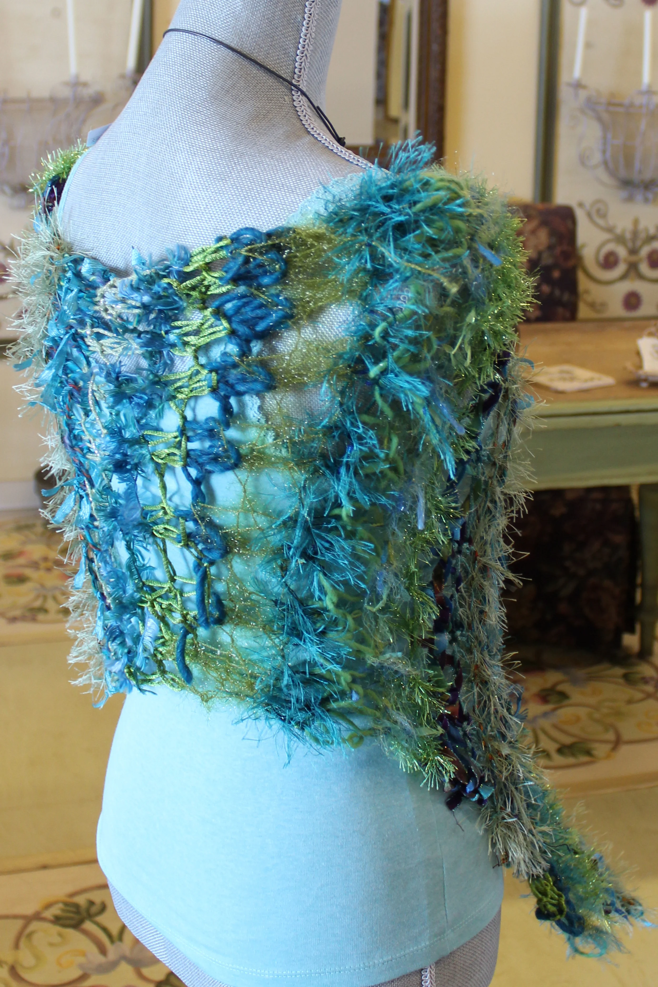 Monterey 0ncho back.jpg