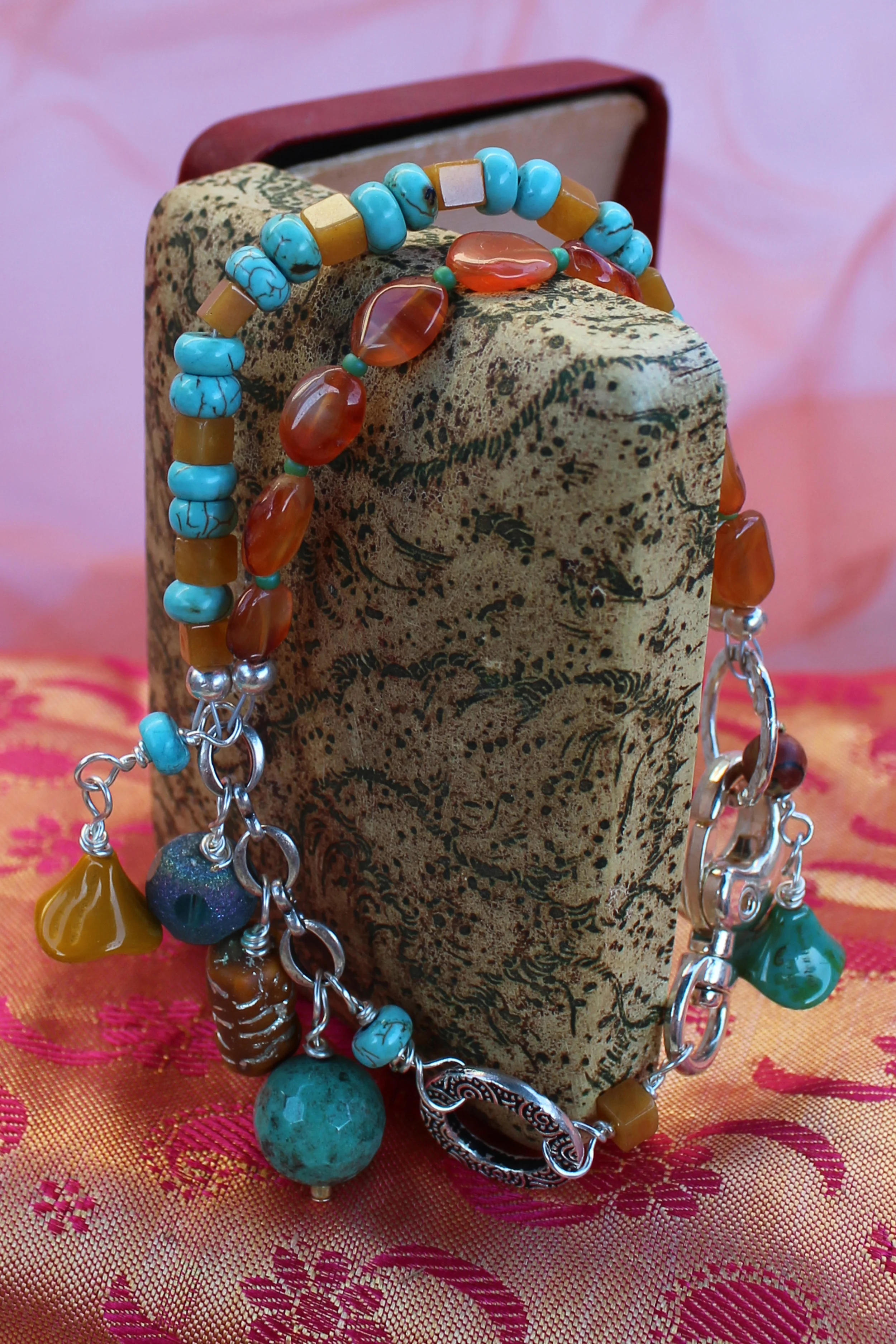 bracelet funk 2 strand with dang.jpg