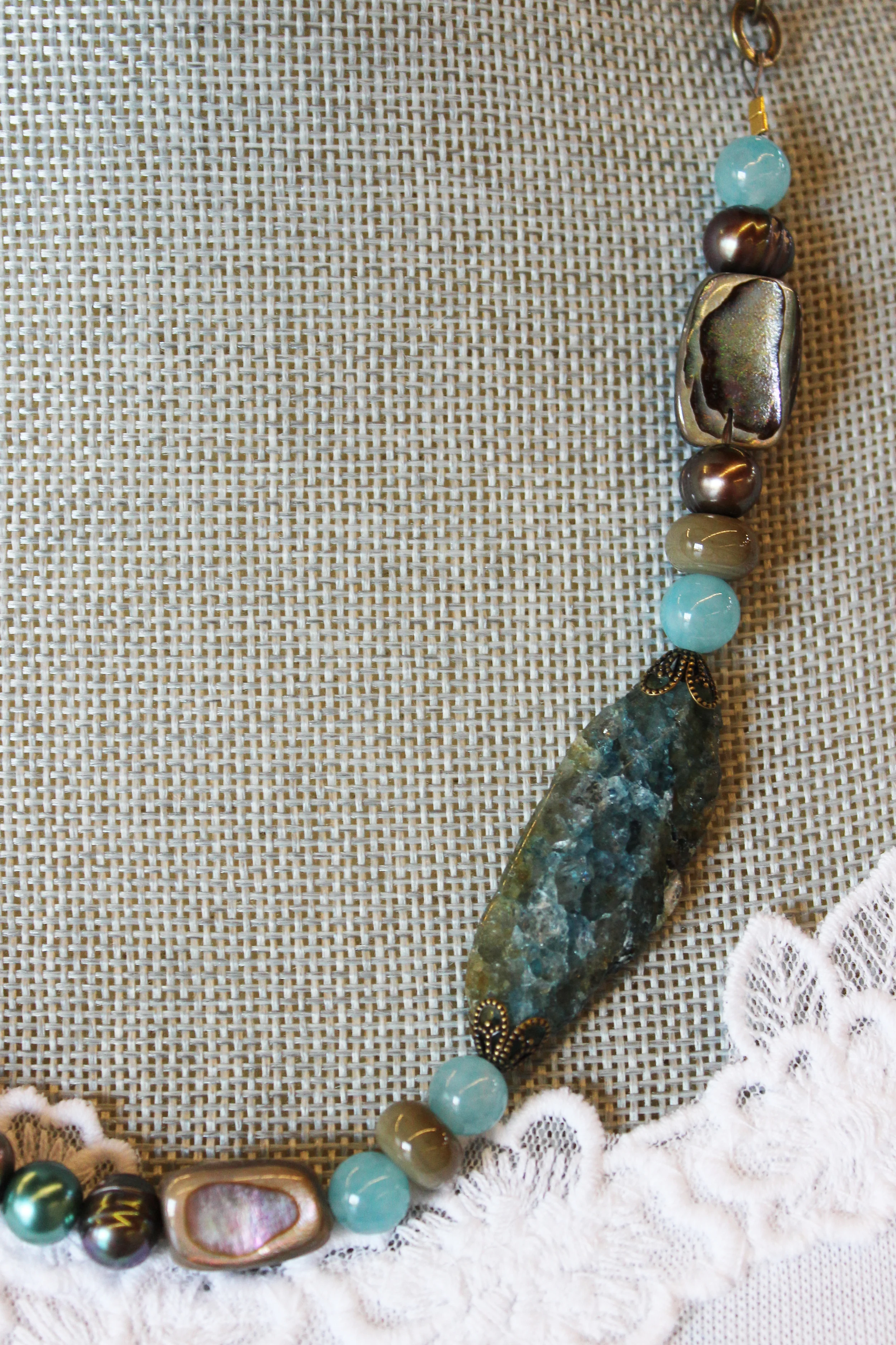 necklace agate to the side close up.jpg