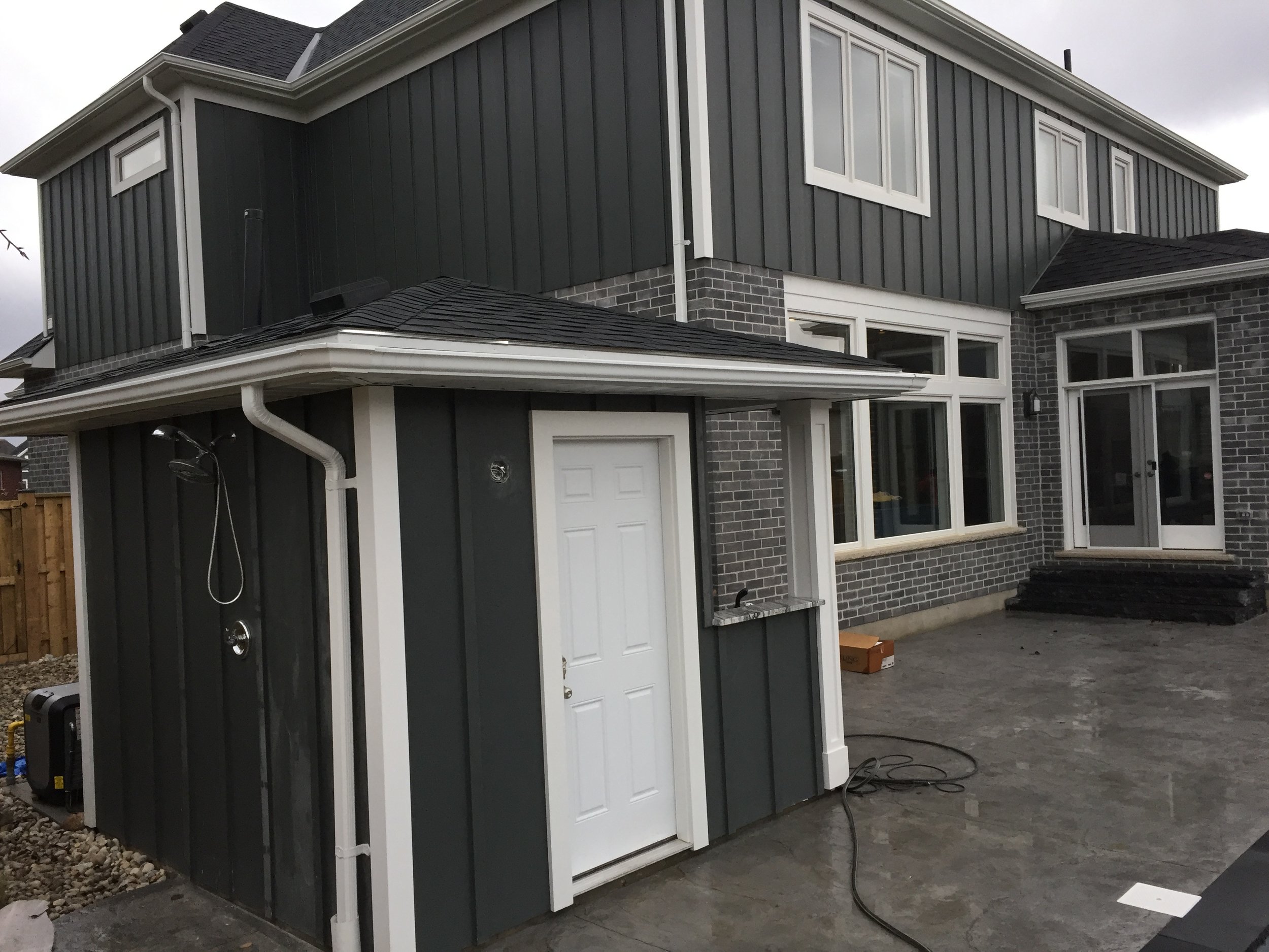 Outdoor Bathroom &amp; Bar