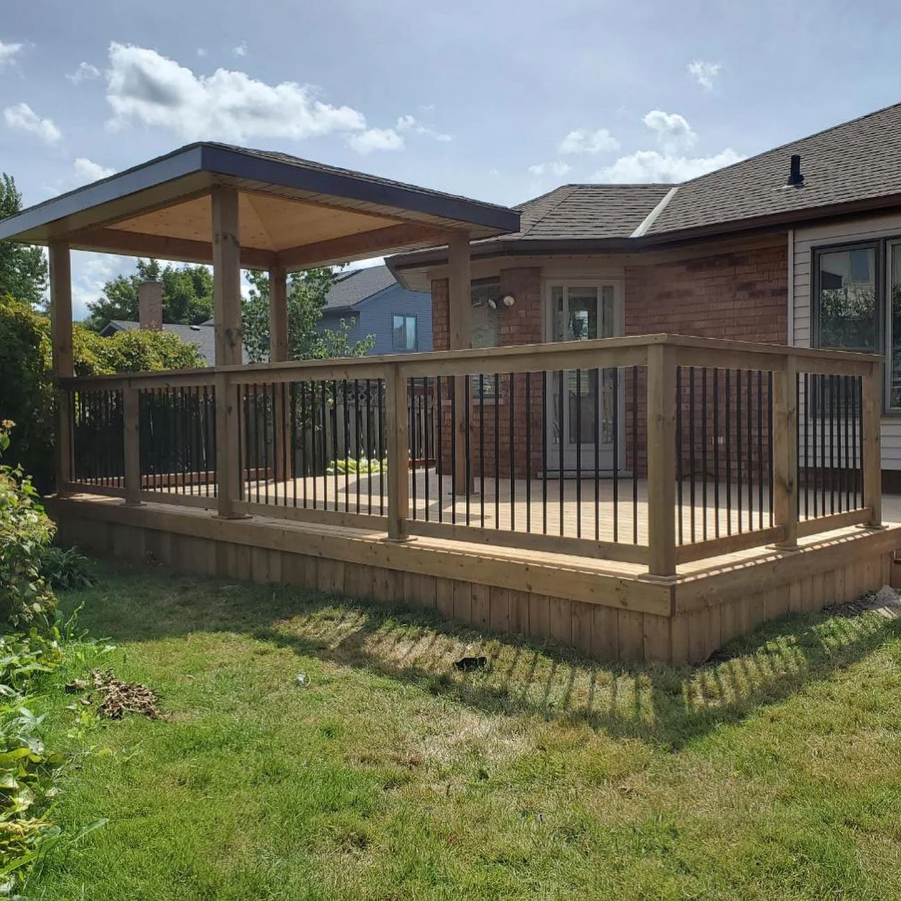 Virginia Deck
