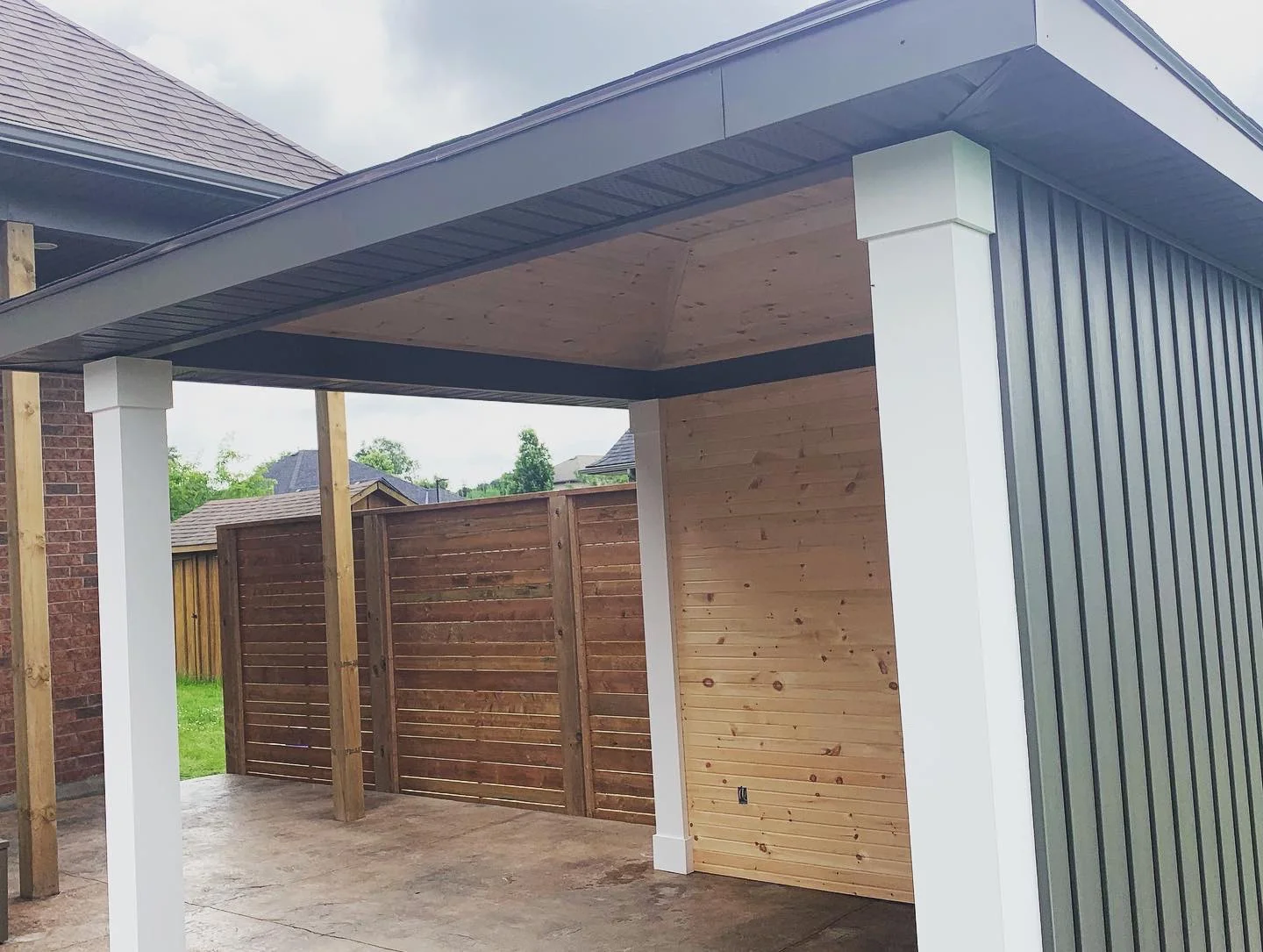 Komoka Gazebo