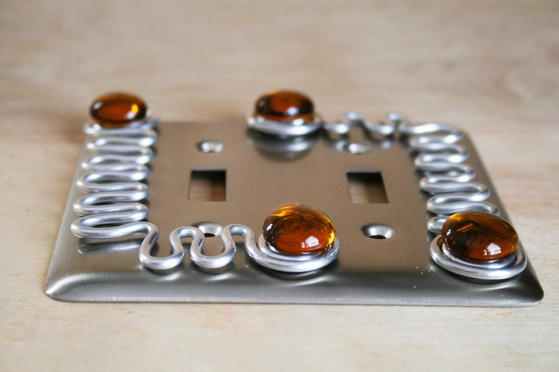 double switch amber1.jpg