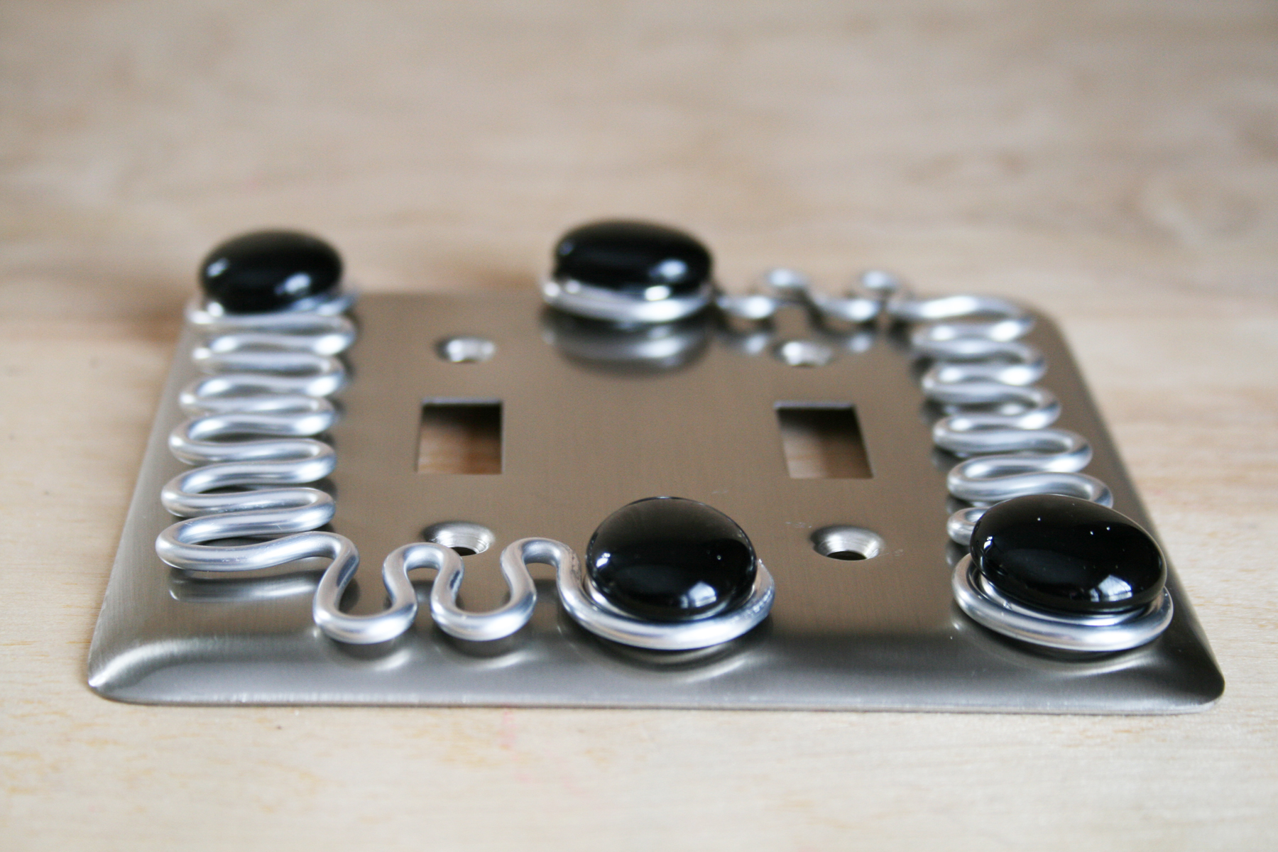 double switch black1.jpg