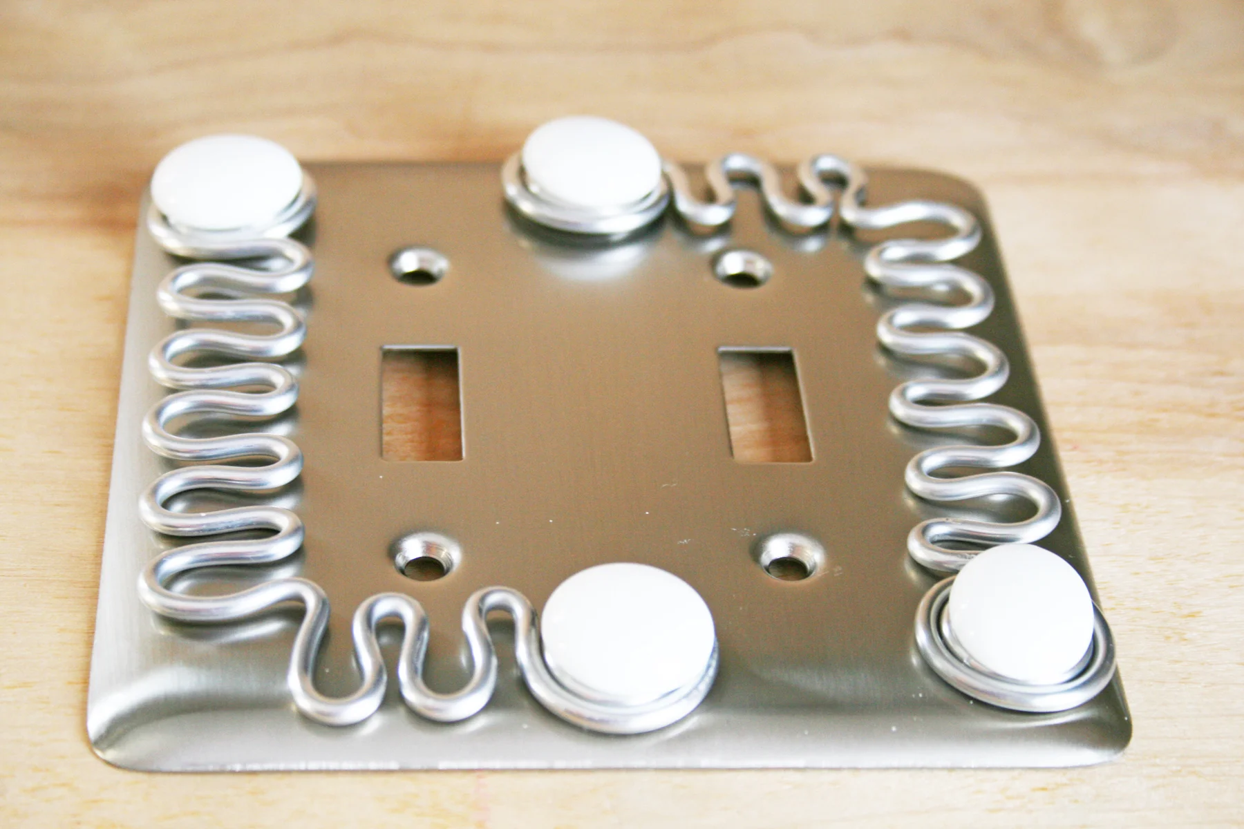 double switch white2.jpg