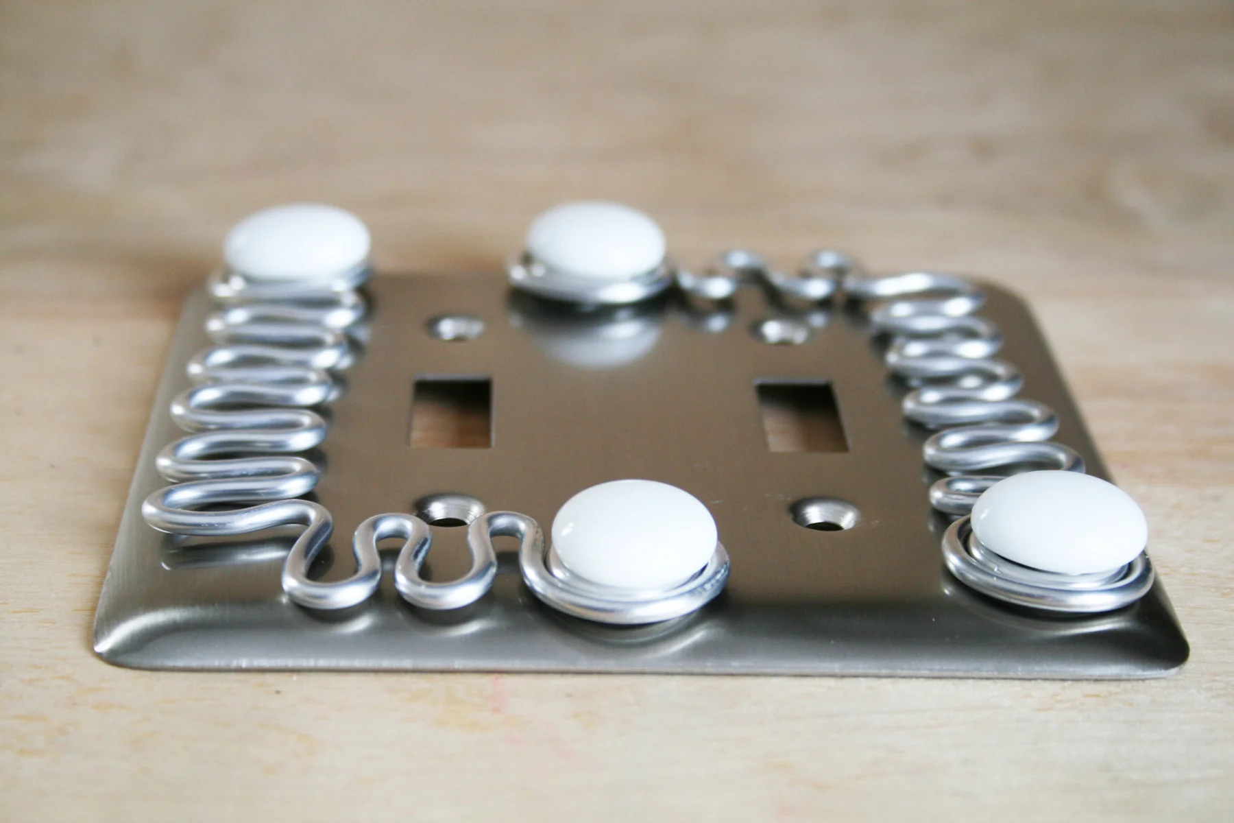 double switch white1.jpg