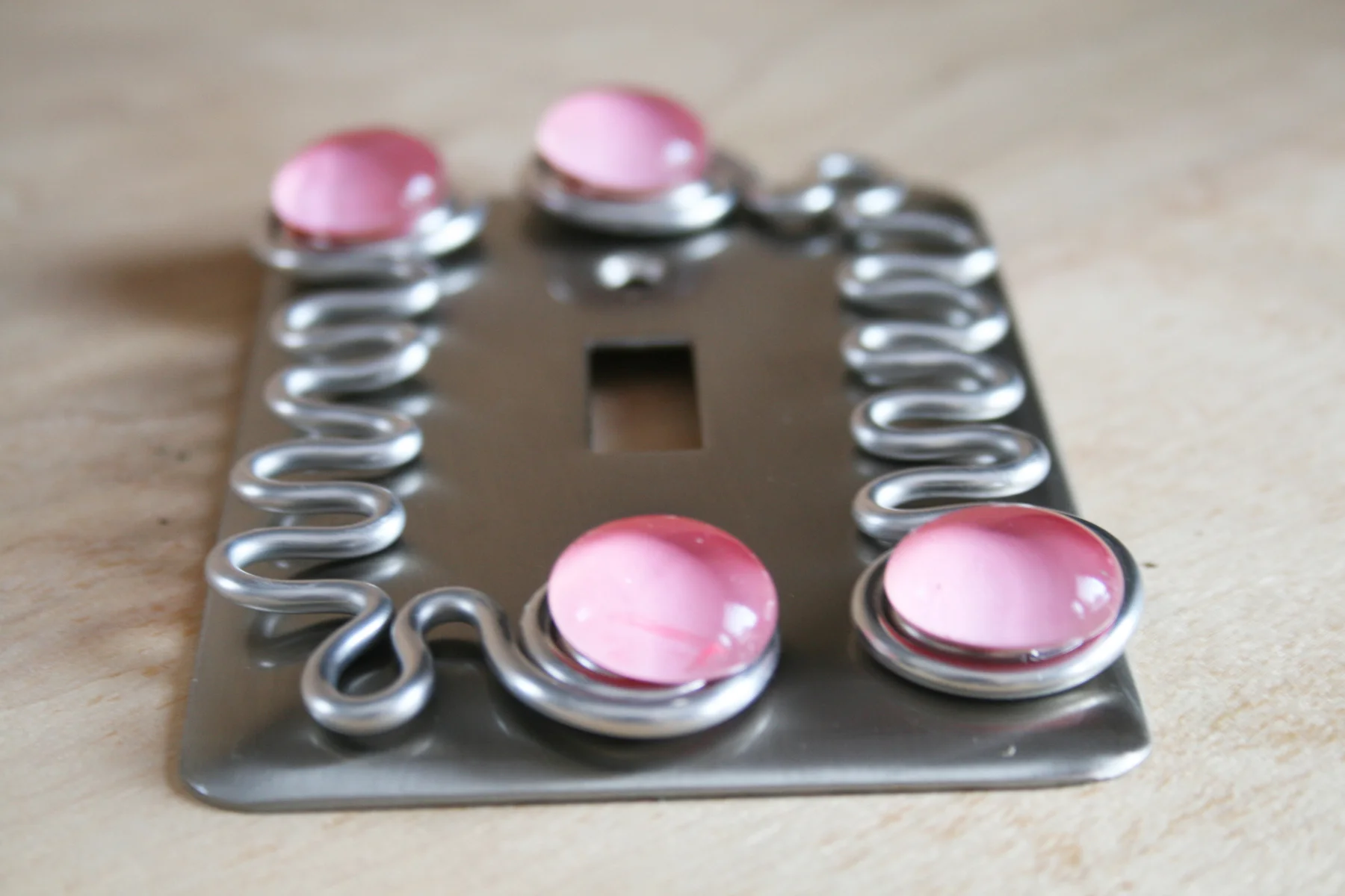 singleltpink2.jpg