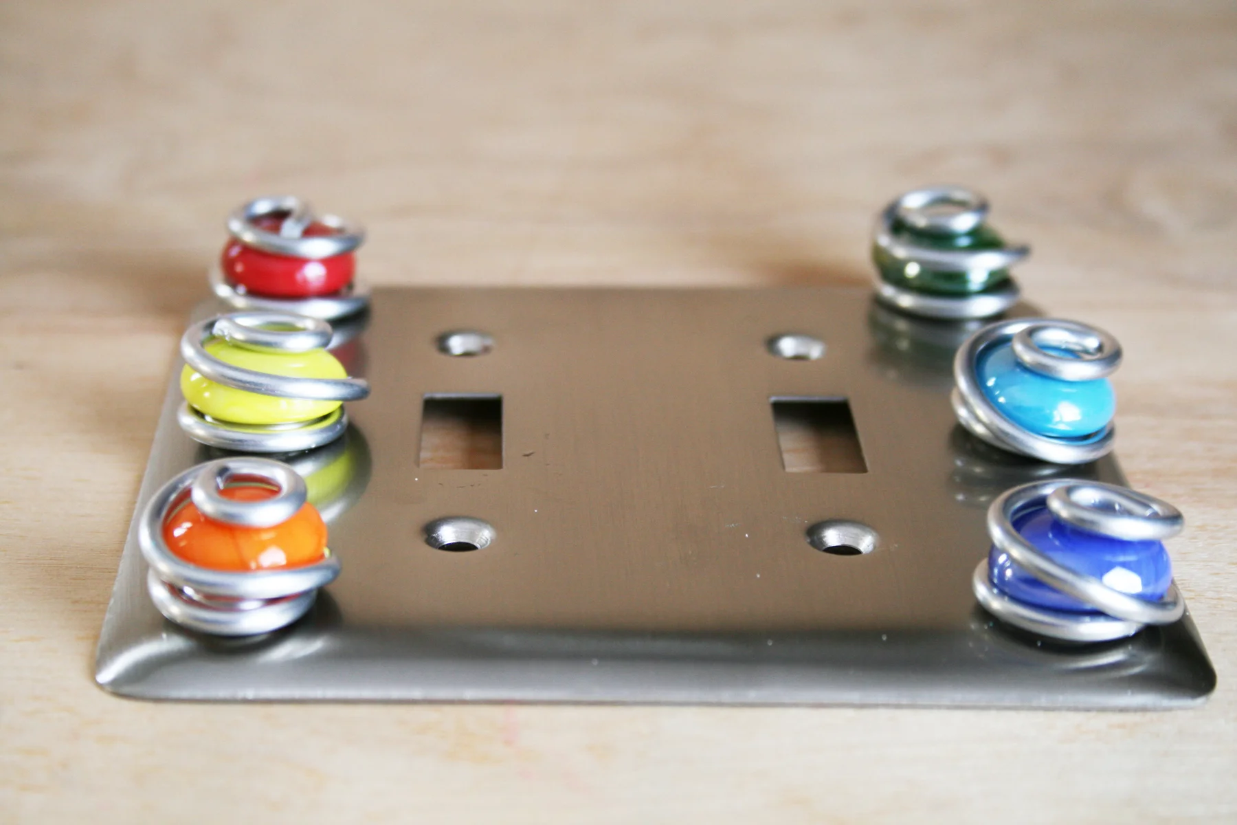 double switch ELcolorful1.jpg