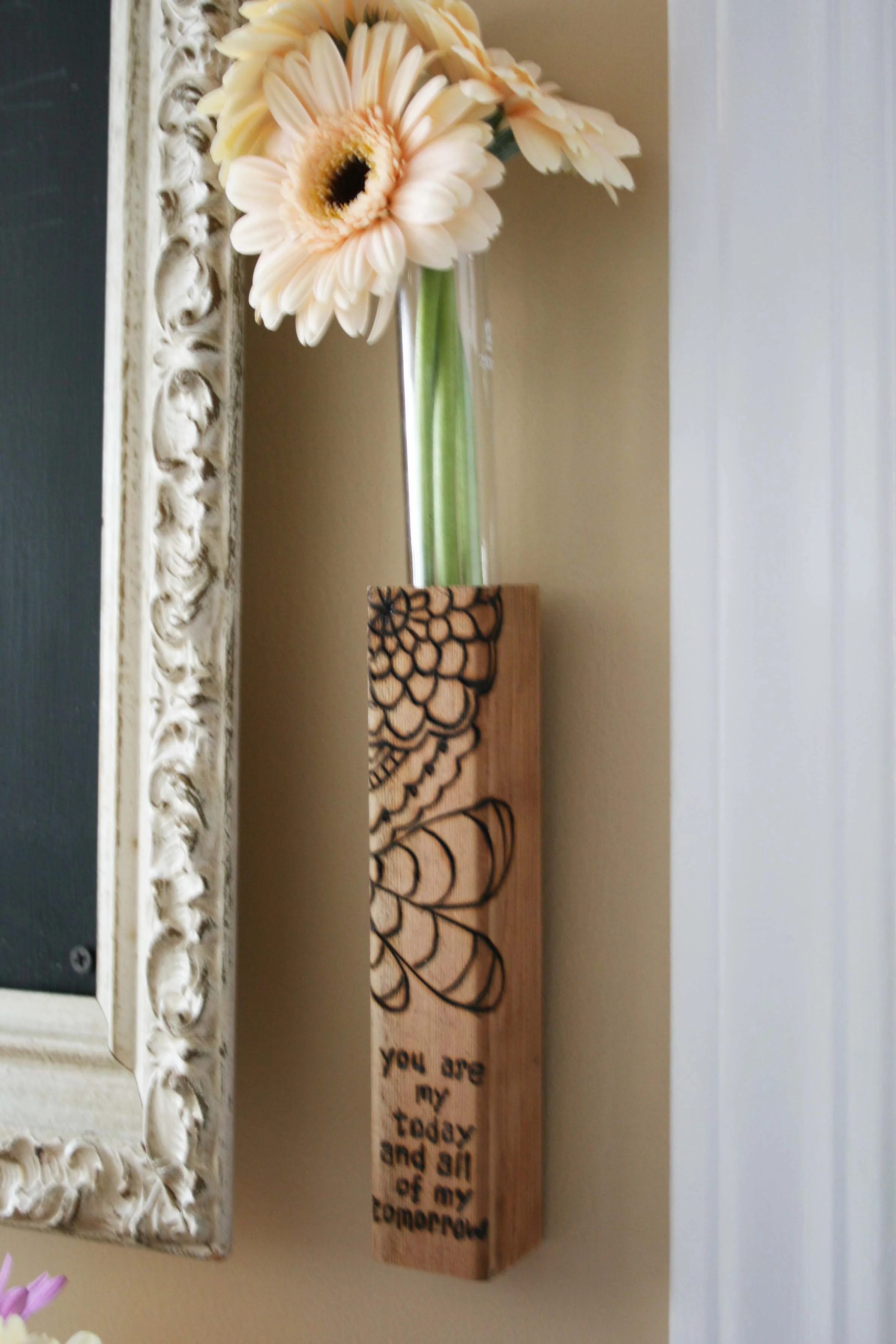 vase2a.jpg