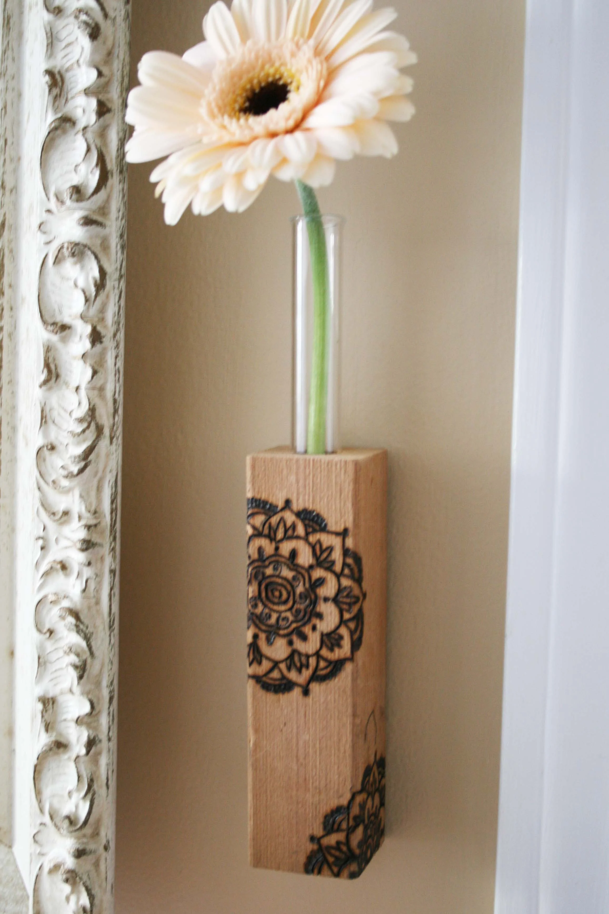 vase16a.jpg