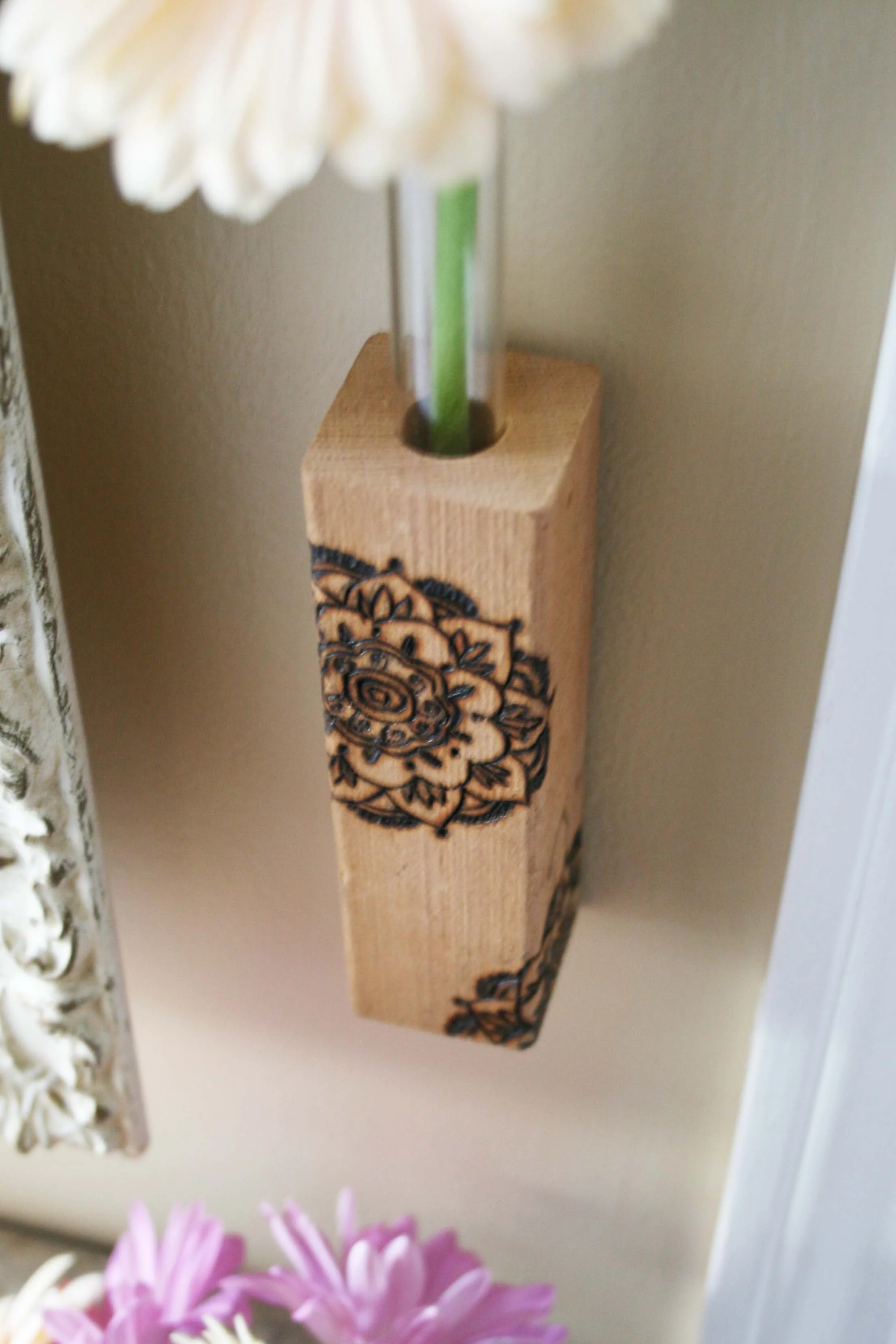 vase16c.jpg
