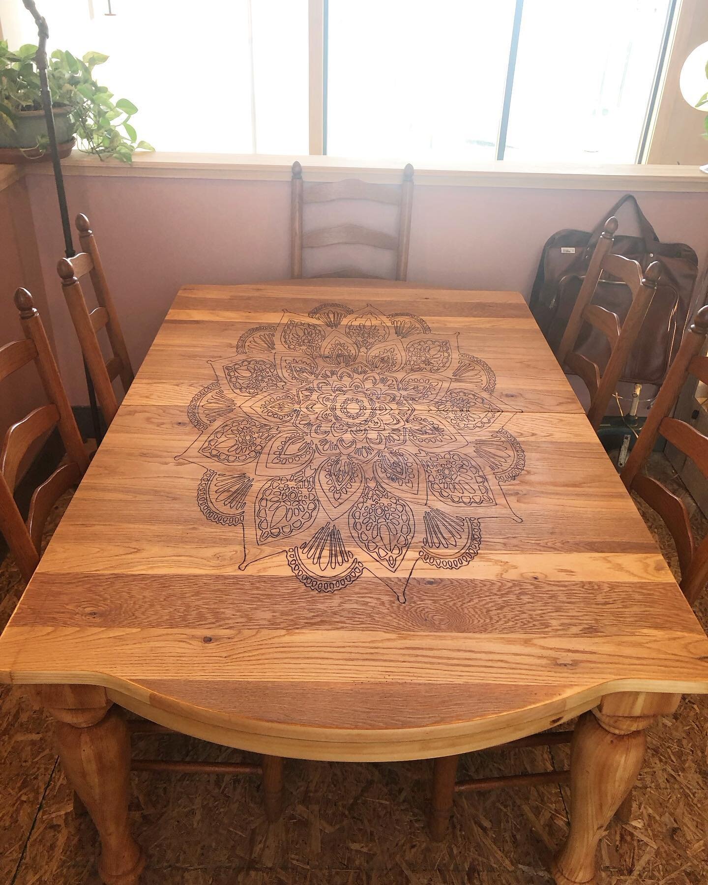 Our table is finished and the set is ready for its next home!

We stripped the table down to the original wood and wood burned the mandala by hand. The table is finished with @rubiomonocoat for long lasting beauty and durability. This table is very s