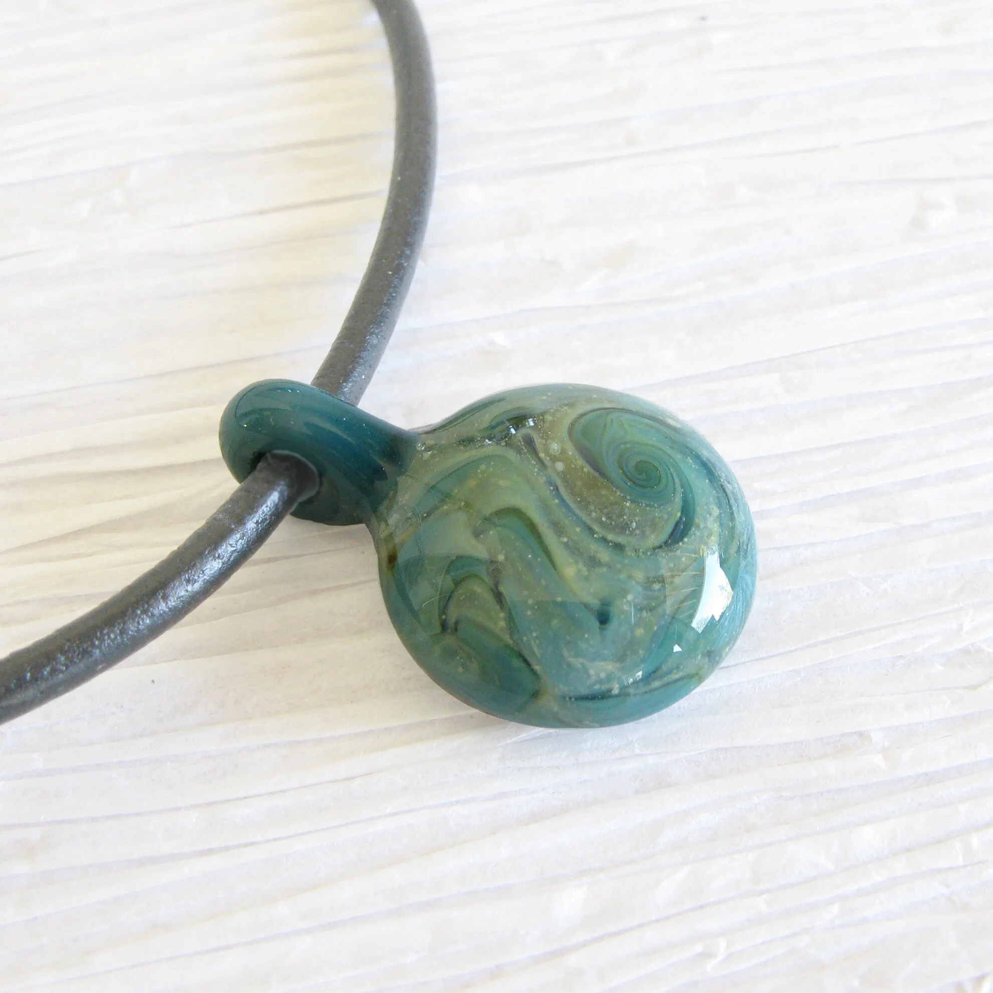 Glass Cremation Ashes Pendant necklace 2.jpg