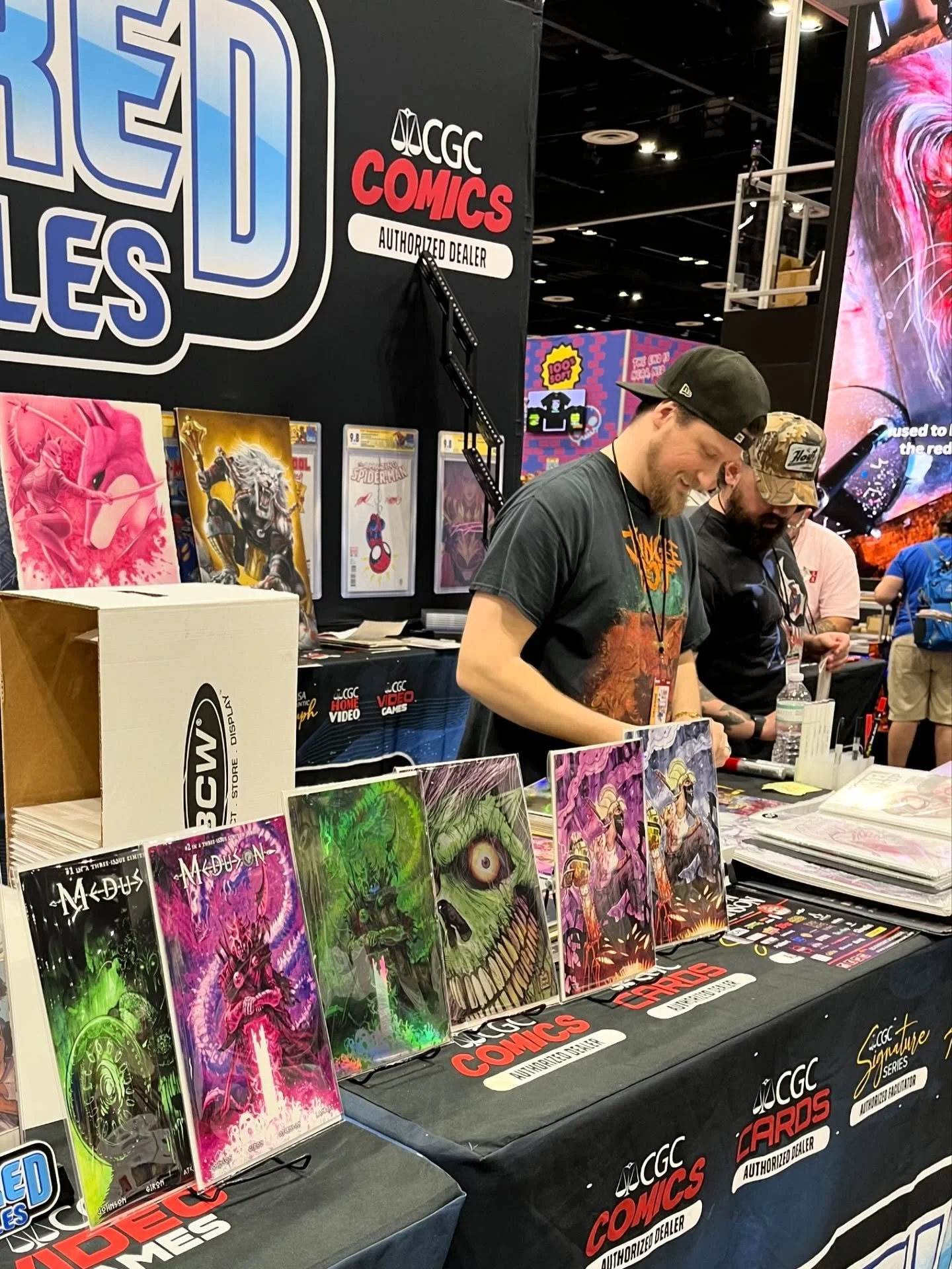 MEGACON 2026!!!! Come see me at BOOTH 7029 with @capturedcollectibles &amp; @sweetdeevs ! I&rsquo;ll be signing and sketching all weekend on BRAND NEW Exclusive covers for Something Is Killing The Children 1, Super Creepshow 1, and MEDUSON 2!!! 

STO