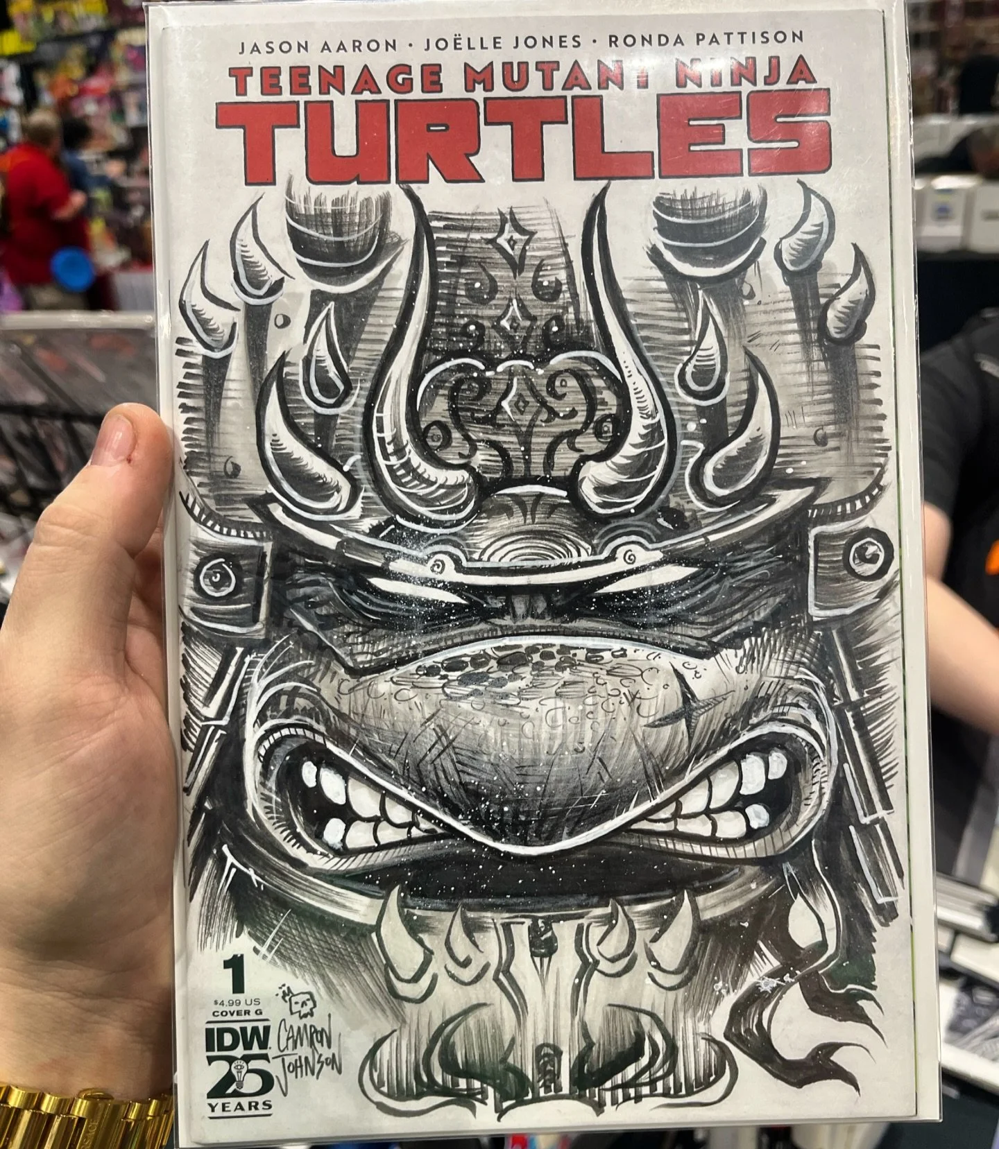 THANK YOU MEGA CON ORLANDO!!! So many great moments &amp; great folks around to share them with! Pretty epic 1st Mega Con. 🙏🍻

Next stop: C2E2 w/ @capturedcollectibles &amp; @sweetdeevs !!! 

#MEGACON #sketch #tmnt