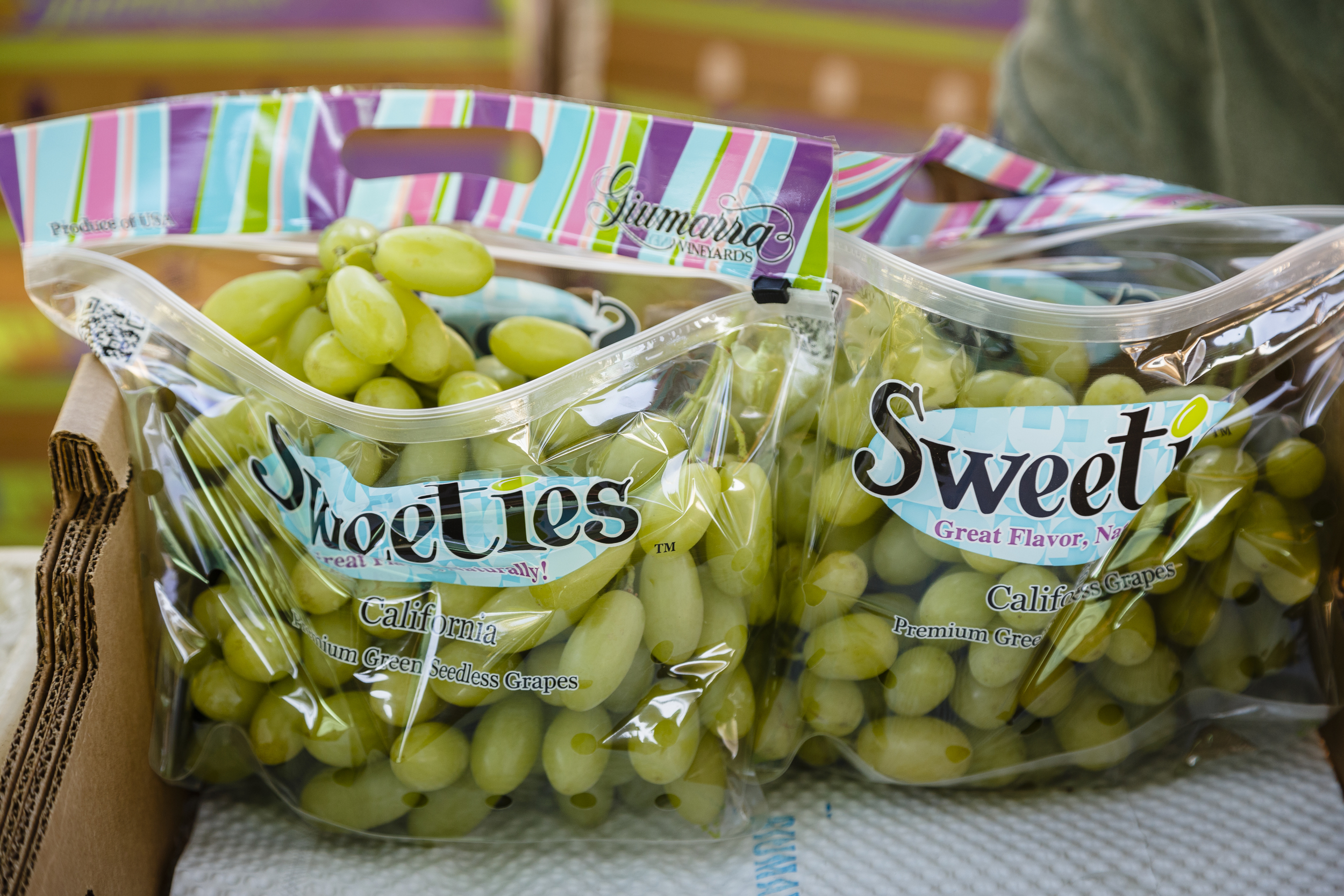 Sweeties Grapes from Giumarra Vineyards 