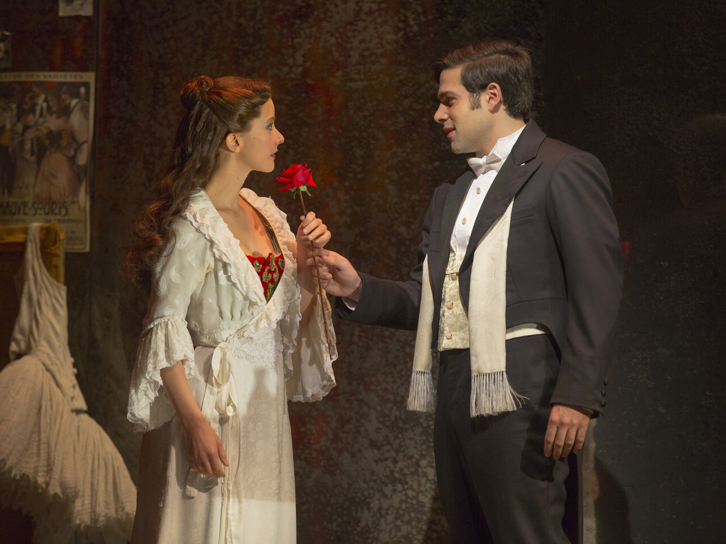 Katie Travis as Christine Daaé and Storm Lineberger as Raoul.&nbsp;PHOTO BY: MATTHEW MURPHY