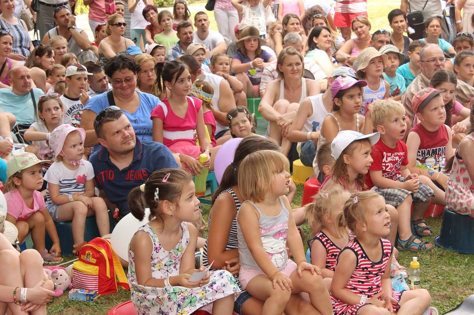 EVENT LISTINGS ARE CHECKED AT THE TIME OF POSTING BUT SCHEDULES MAY CHANGE WITHOUT NOTICE. LINKS ARE AVAILABLE BELOW TO ALL VENUES FOR YOUR CONVENIENCE. PLEASE CONFIRM INFORMATION WITH THE WEBSITE