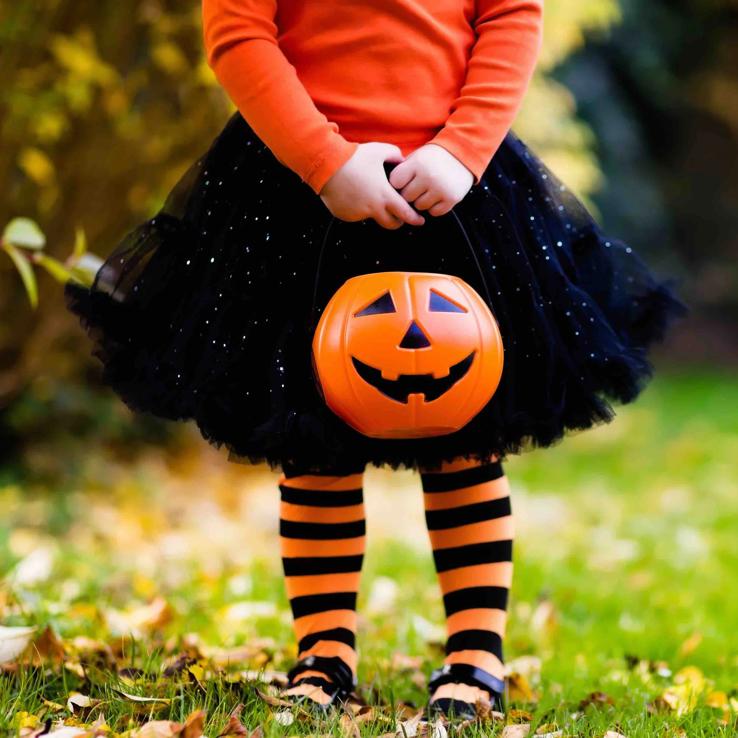 SmartFeed’s top 10 Halloween Movies+Shows+Apps+Books for your Kids!