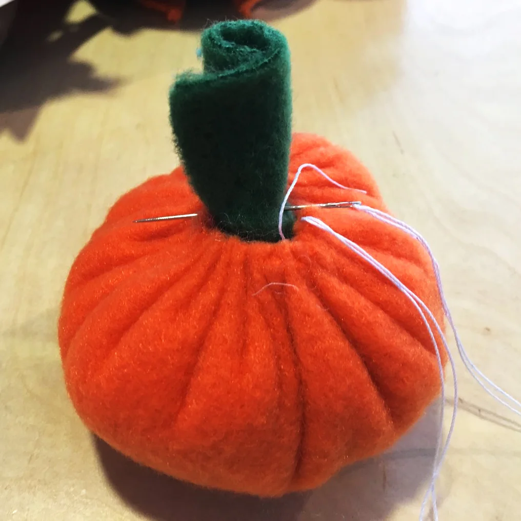 Inside the Poekie Nook: Quick Pumpkin Project