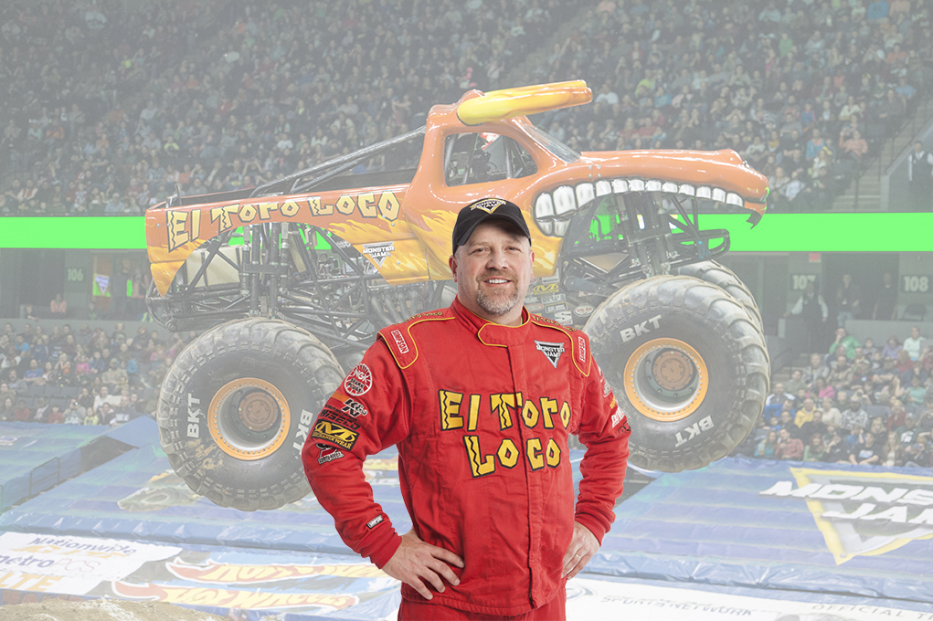 ChuckWerner_ElToroLocoOrange16_04_0.jpg