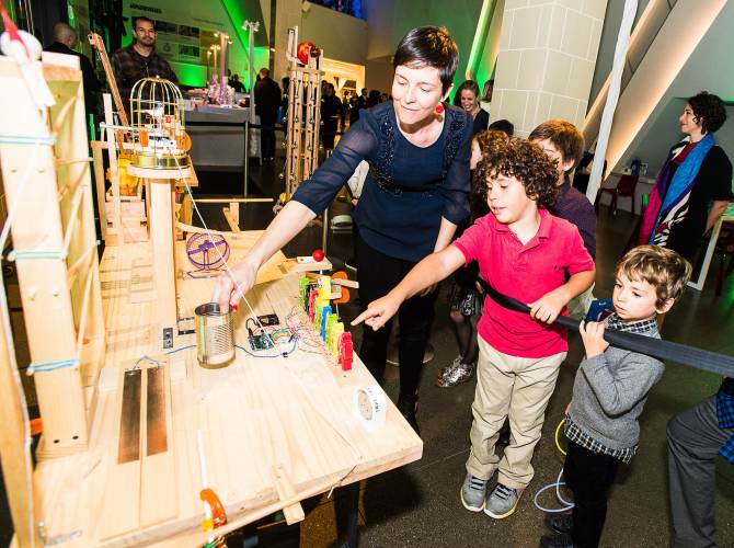 Drop-In Art Studio: Chain Reaction Play