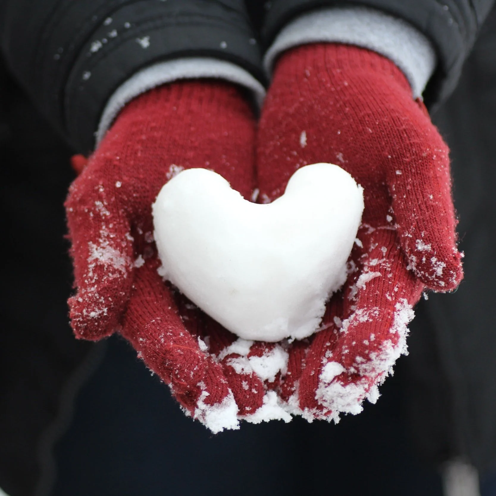 10 Special Ways to Celebrate the Winter Solstice Around the World