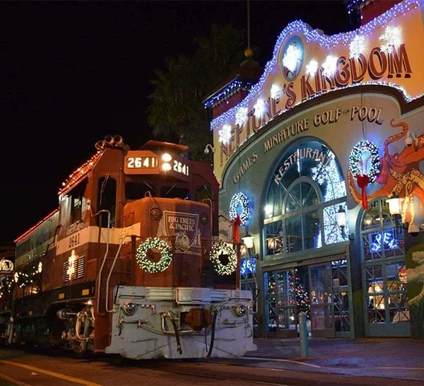 Santa Cruz Holiday Lights Train