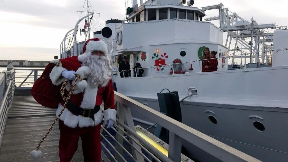 Oakland: Cruise on the Potomac with a Special North Pole Visitor!