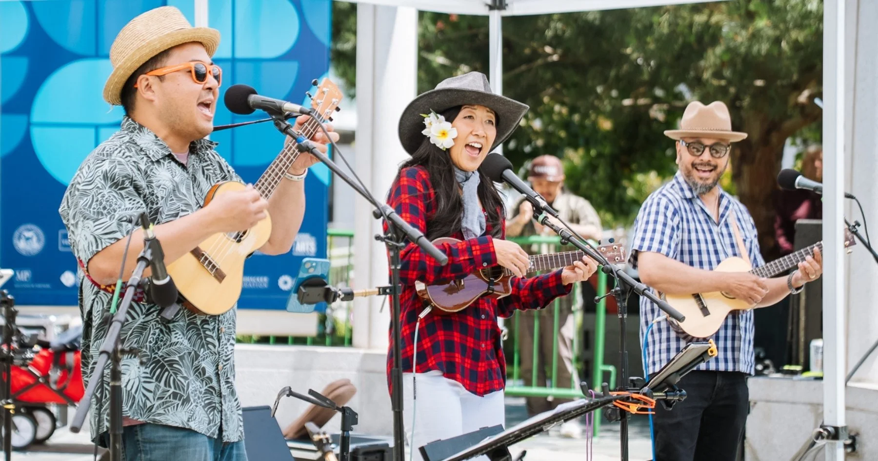 SF Uke Jam's Summer Uke-Splosion: Peace, Love and Ukulele