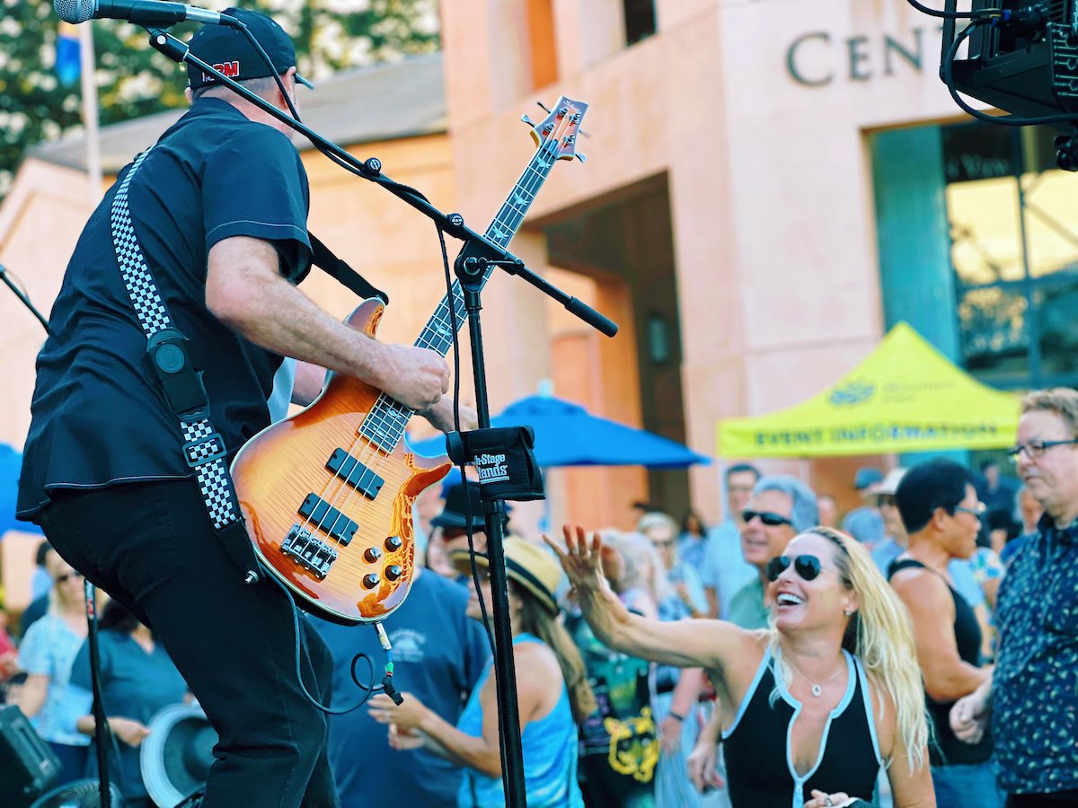 Mountain View: Concerts on the Plaza