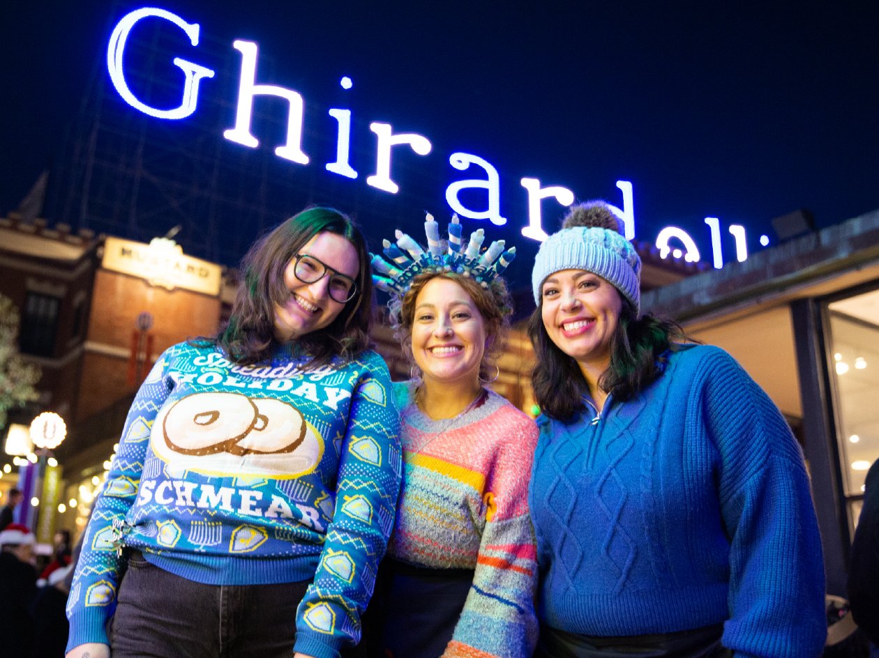 JCCSF’s Glowing Hanukkah Pop-Up