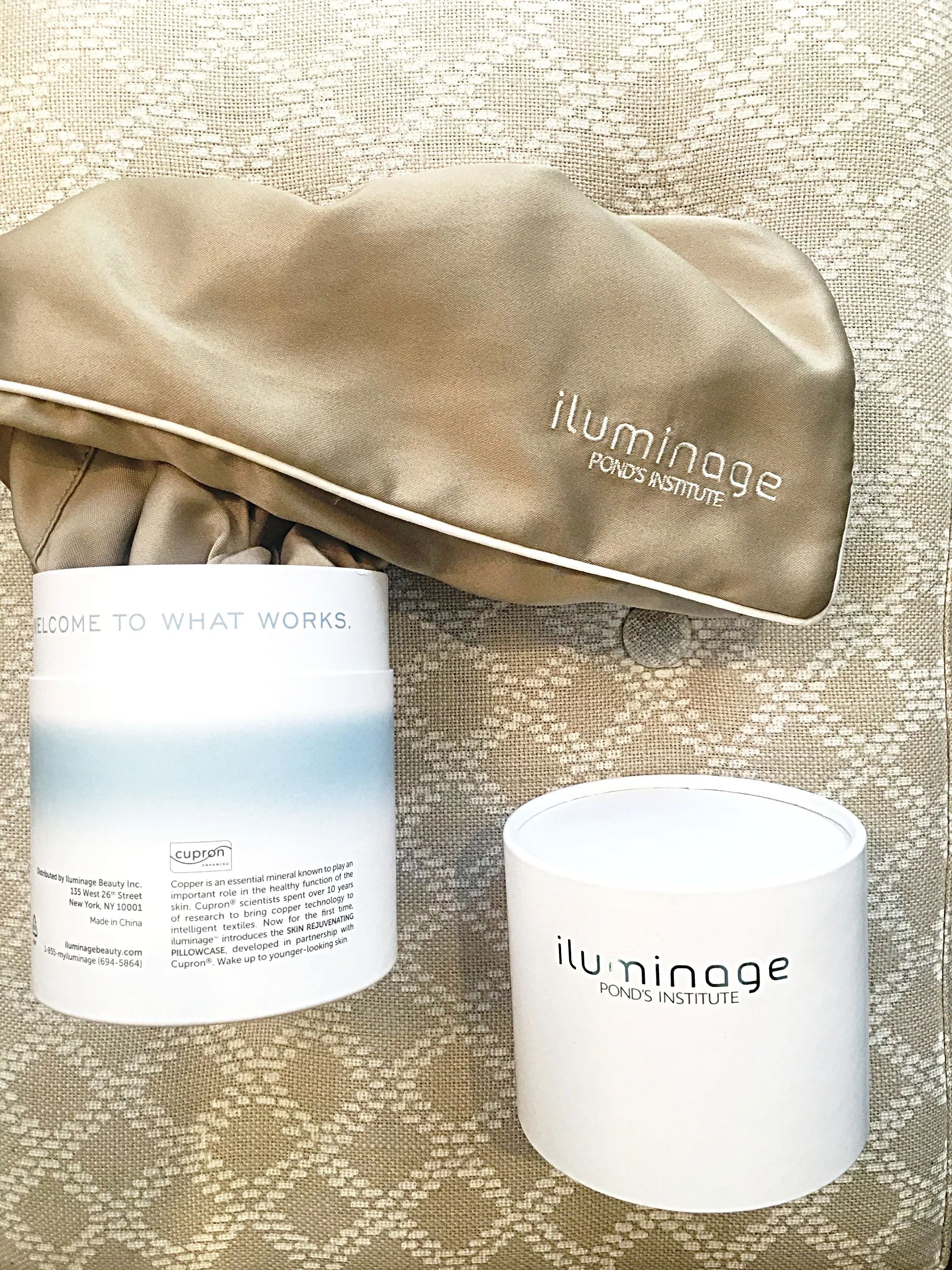 I received the Illuminage pillow case as a hostess gift and I love it! Loaded with lots of copper oxide, it is proven to diminish the appearance of fine lines and wrinkles in up to 4 weeks. I love the way it feels against my skin and hair. It was one of the best gifts I ever received!