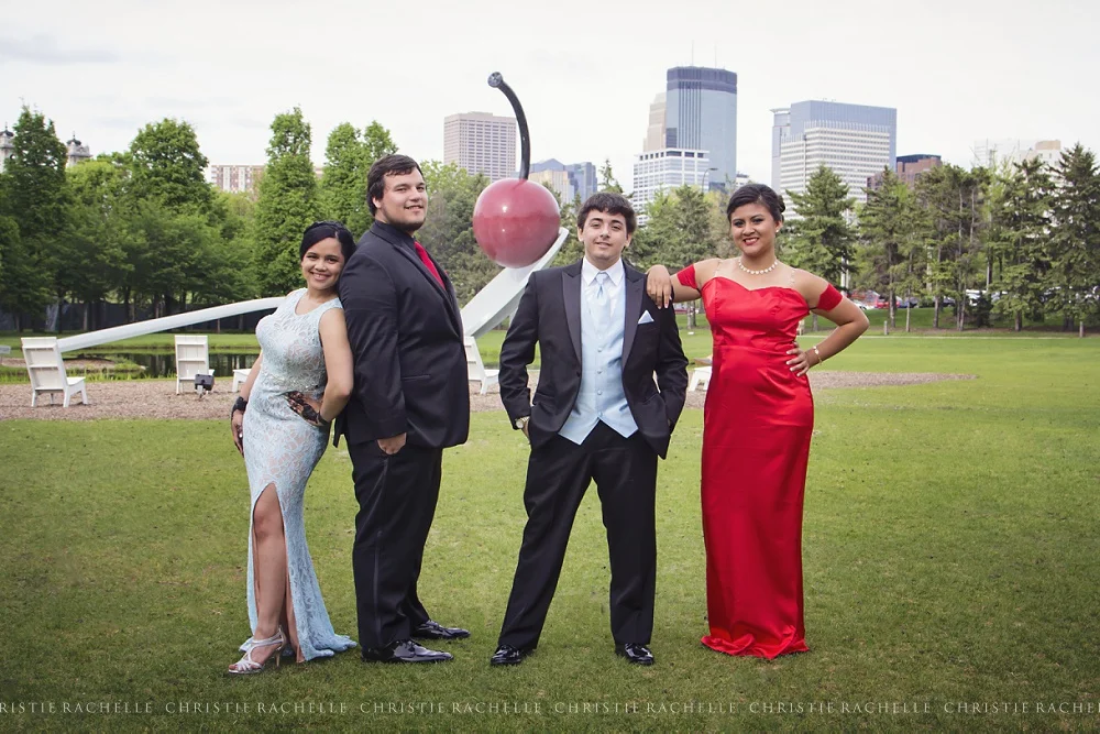 Prom-Walker-Sculpture-Garden_0032.jpg