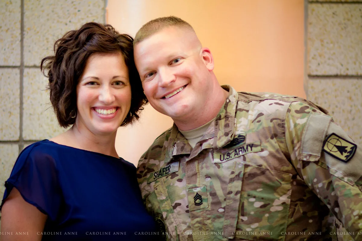 Military-Homecoming_SFC-Shafer (15).jpg