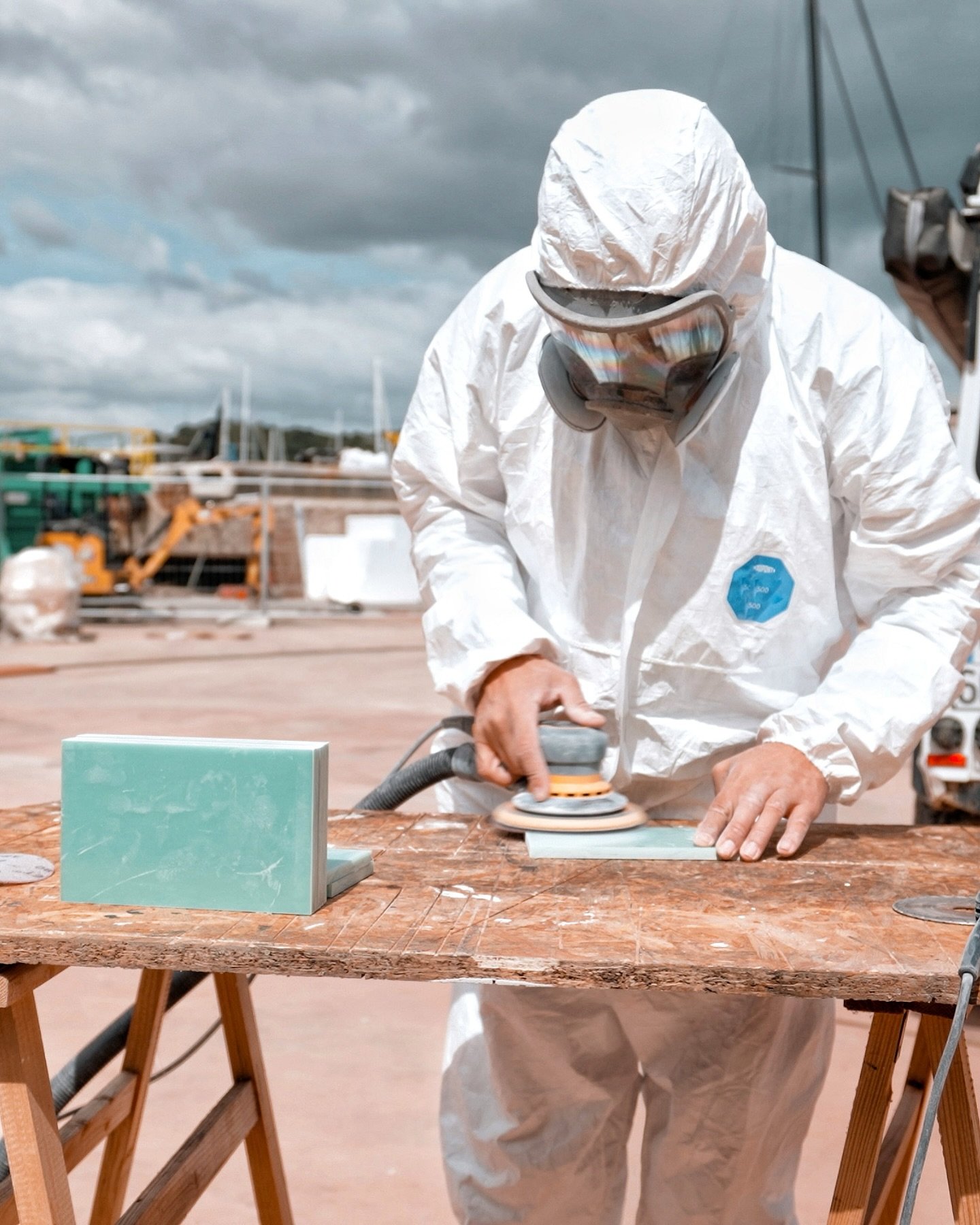 It&rsquo;s not glamorous. It&rsquo;s certainly not fun. But it&rsquo;s what gets the boat back in the water. Day by day, piece by piece. We&rsquo;re getting there!

#boatwork #boatlife #refit #sailboatrefit #sailinguma #noshorcuts