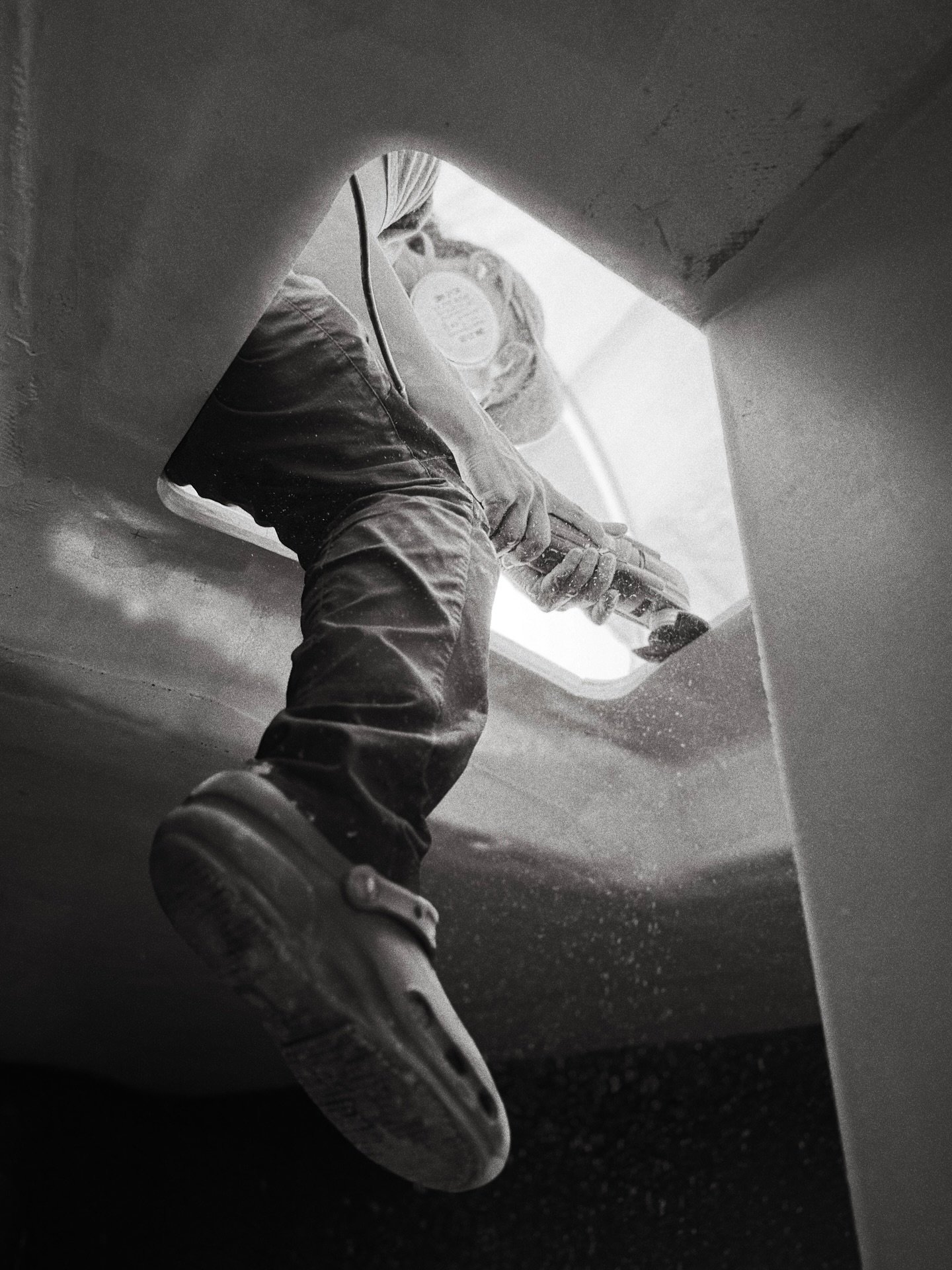 After sealing 74holes on deck&hellip; 
of course, we had cut new ones 😂

#sailinguma #neverending #diy #blackandwhite