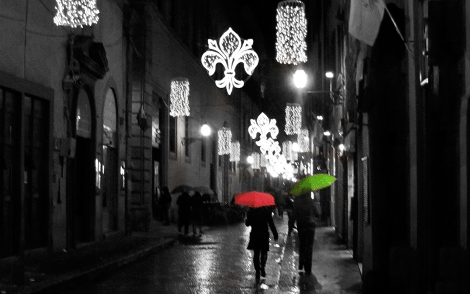 Umbrellas-in-Florence2.gif