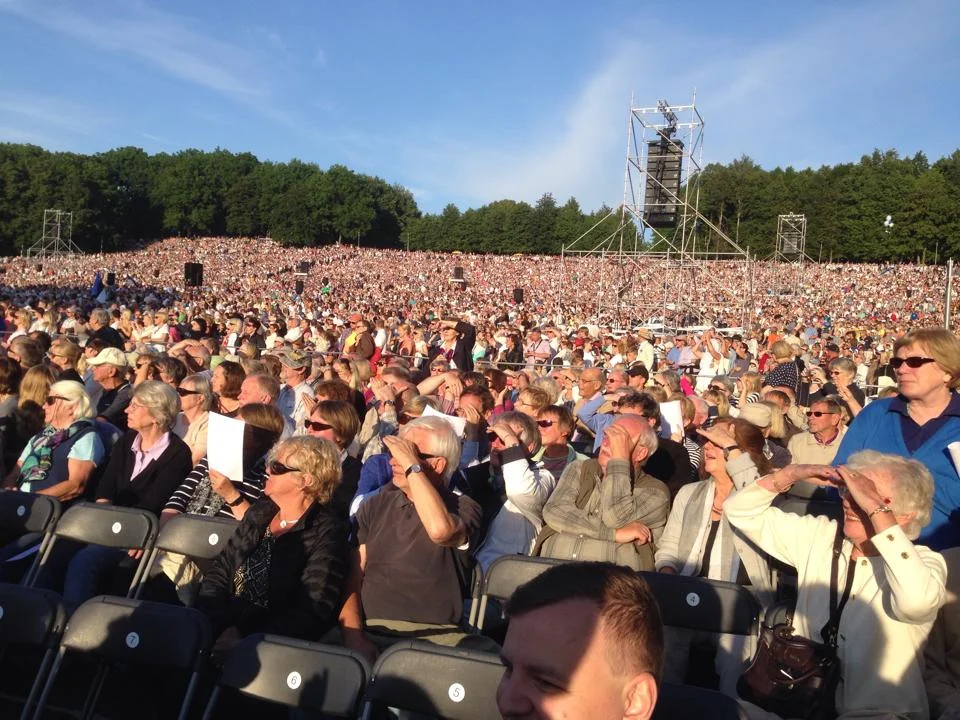 Sample Tour Concert 2