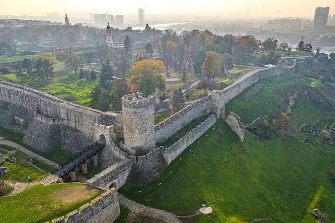 Belgrade fortress.jpg